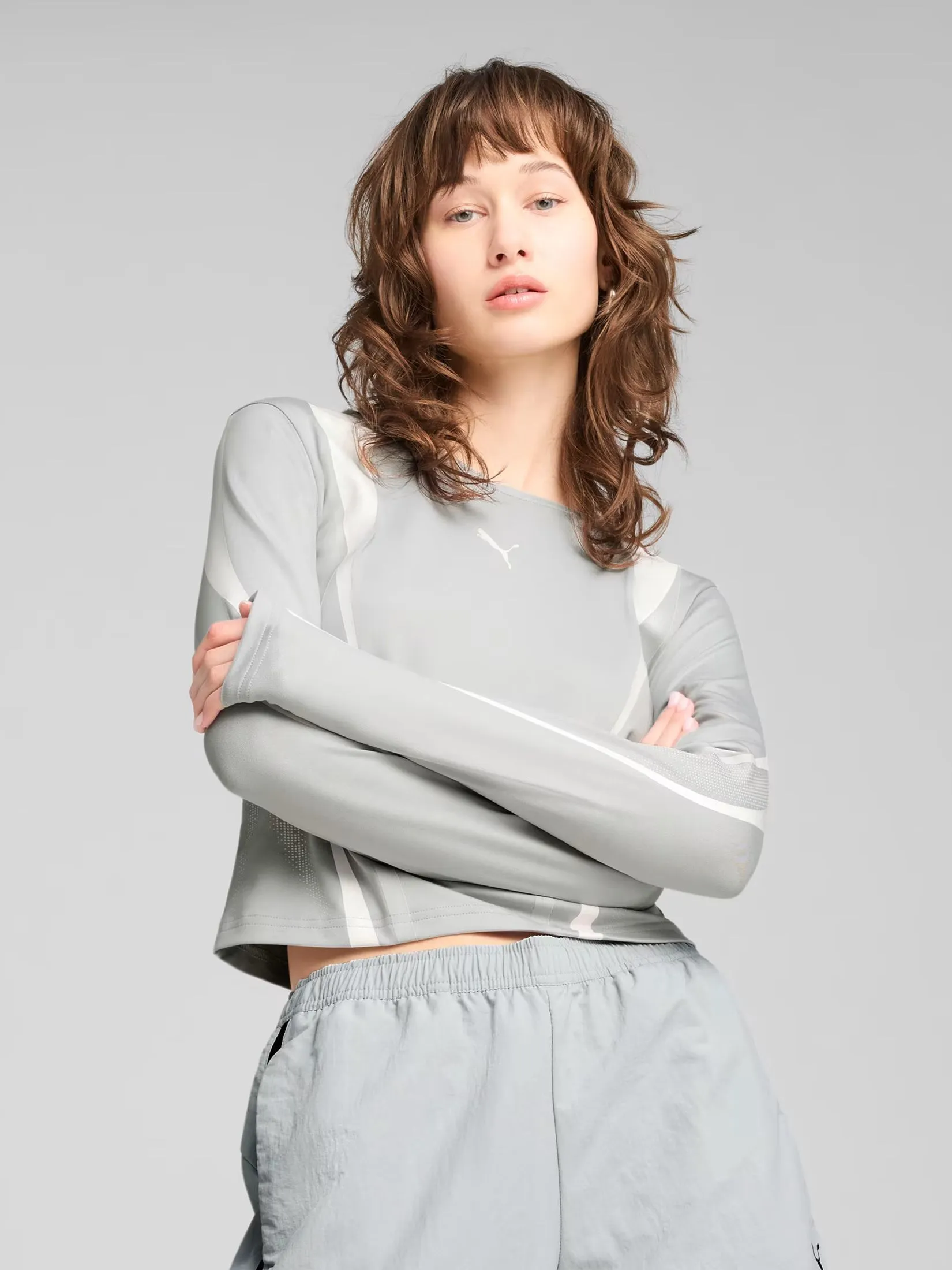 PUMA Women T-Shirt Long Sleeves Dare To Graphic Flat Light Gray