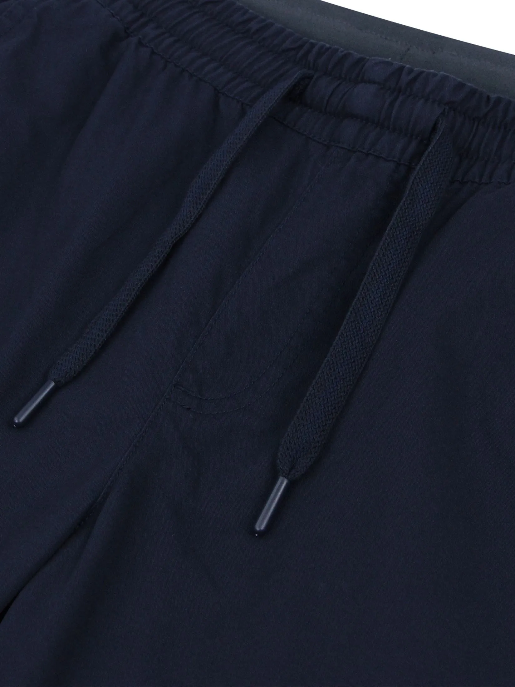 GIORDANO Men's Slim Twill Bermuda Shorts (180° Elastic Waist) Signature Navy