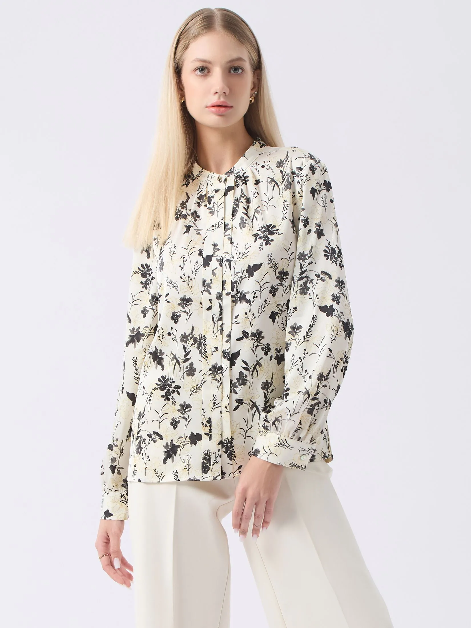ESPADA Stand Collar Floral Print Blouse Women Ivory