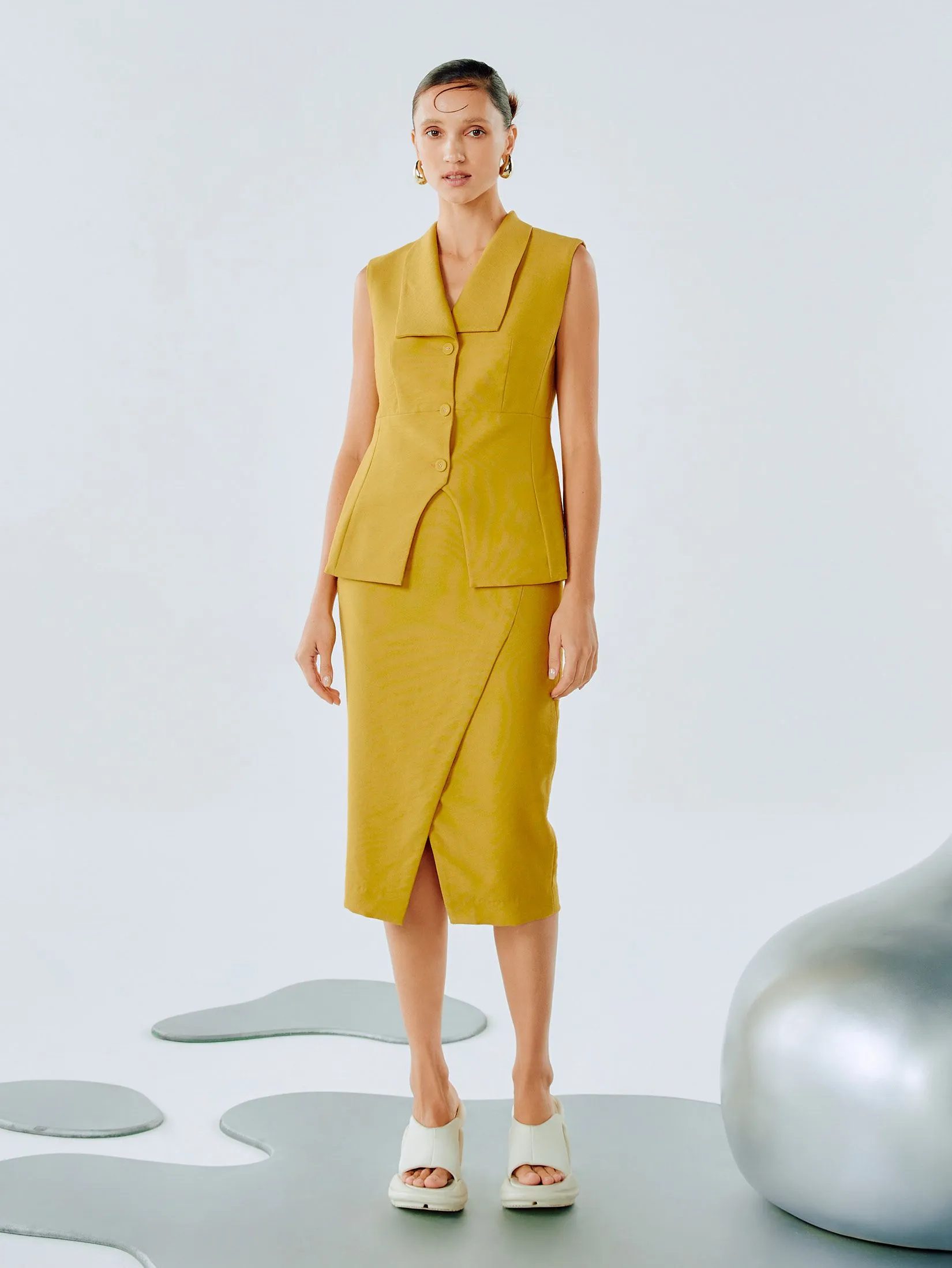 SHAKA Woman Corduroy Wrap Pencil Yellow