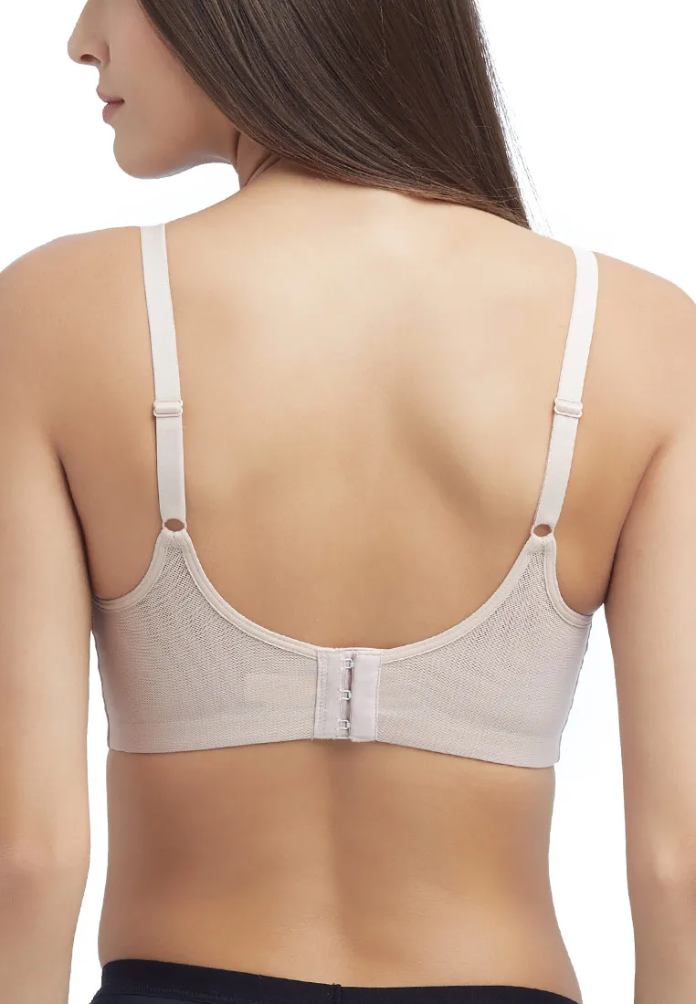 WACOAL Beige Motion Wear Set  WR1513