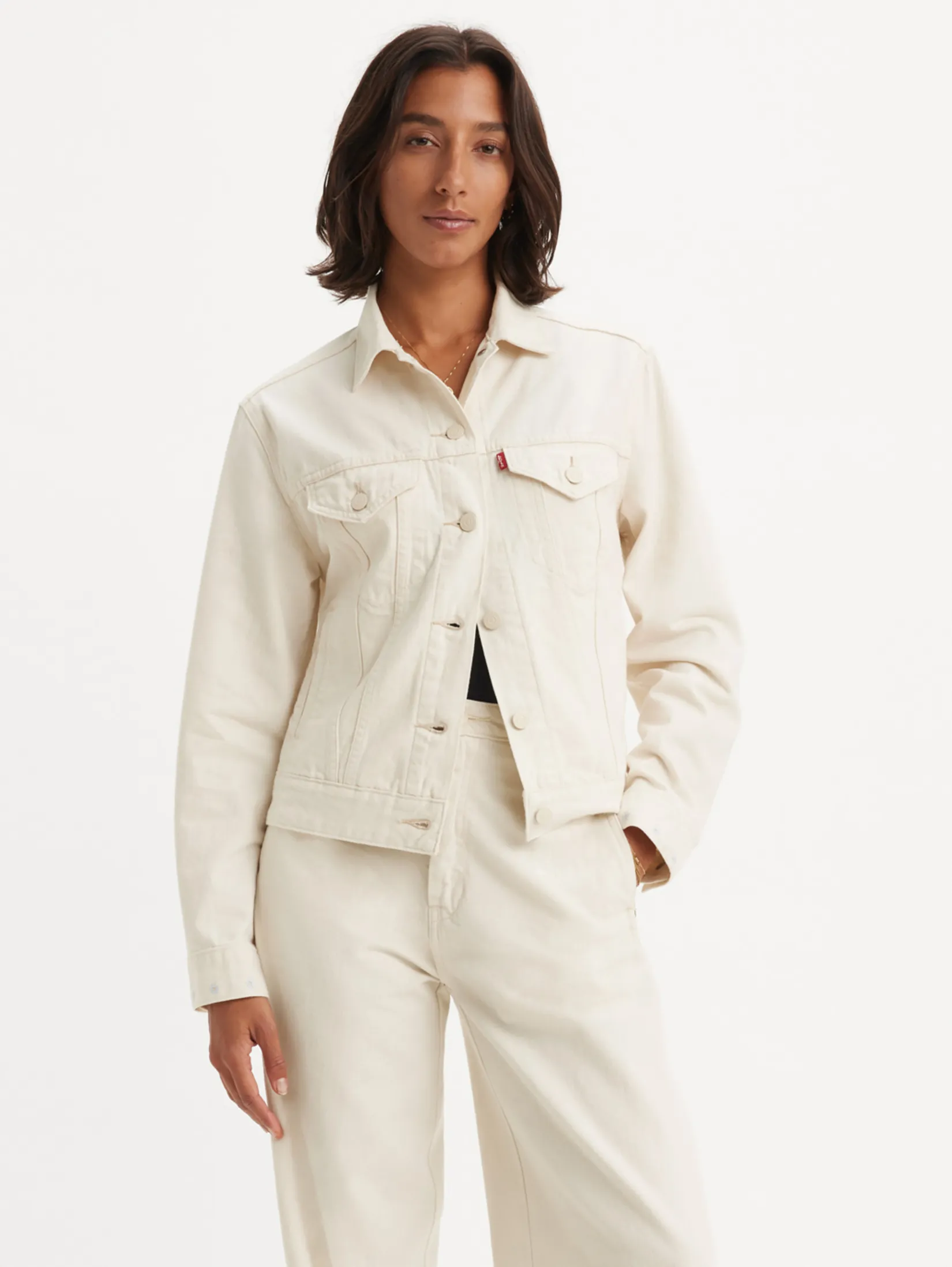 LEVI'S WellThread Women s Down to Earth Trucker Jacket Neutrals