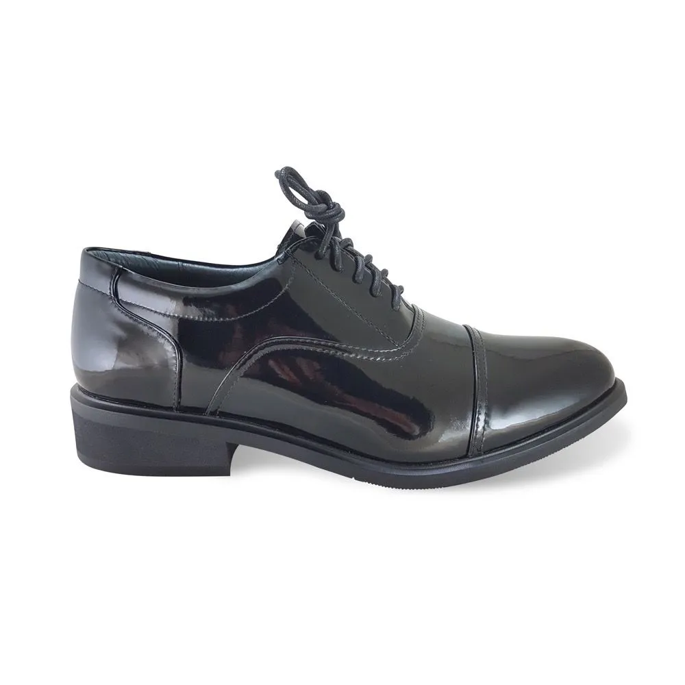 FREEWOOD SHOES shiny leather laced-black