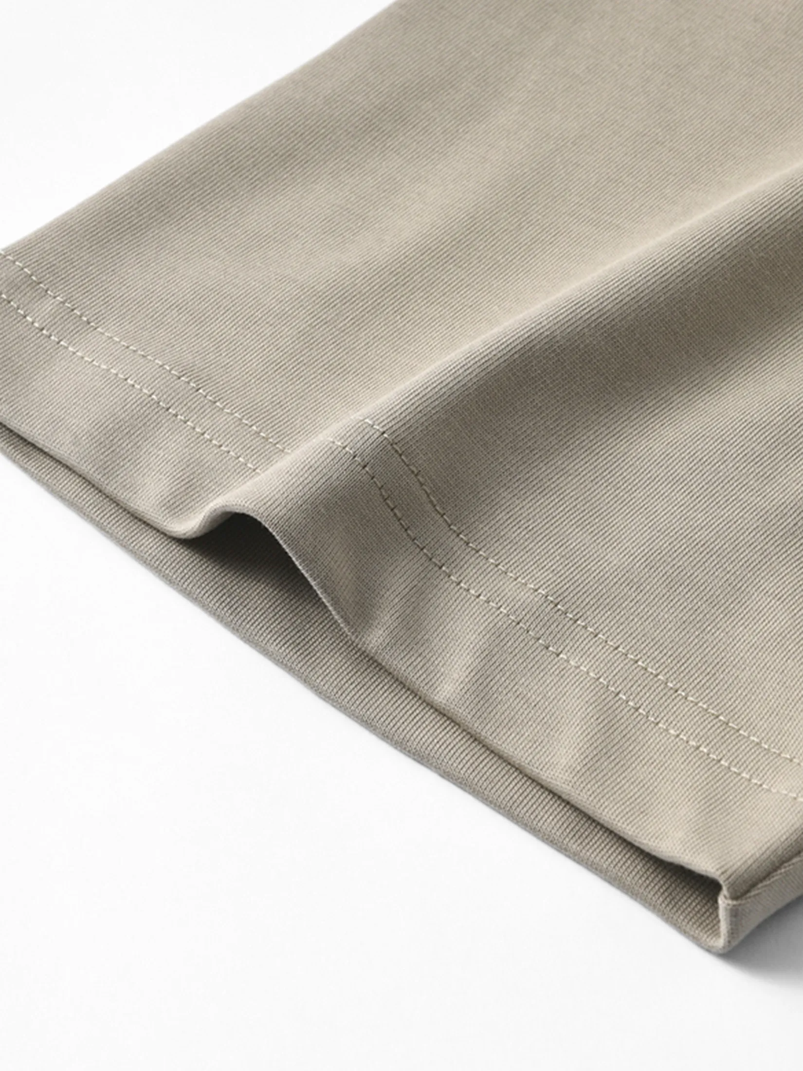 GIORDANO Men s City Wander Collection Short Sleeve Oversize Tee White x Khaki