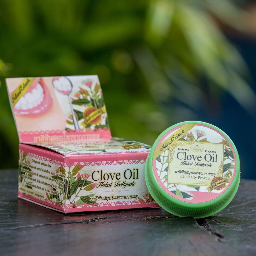 Отбеливающая зубная паста с растительными экстрактами 30 гр