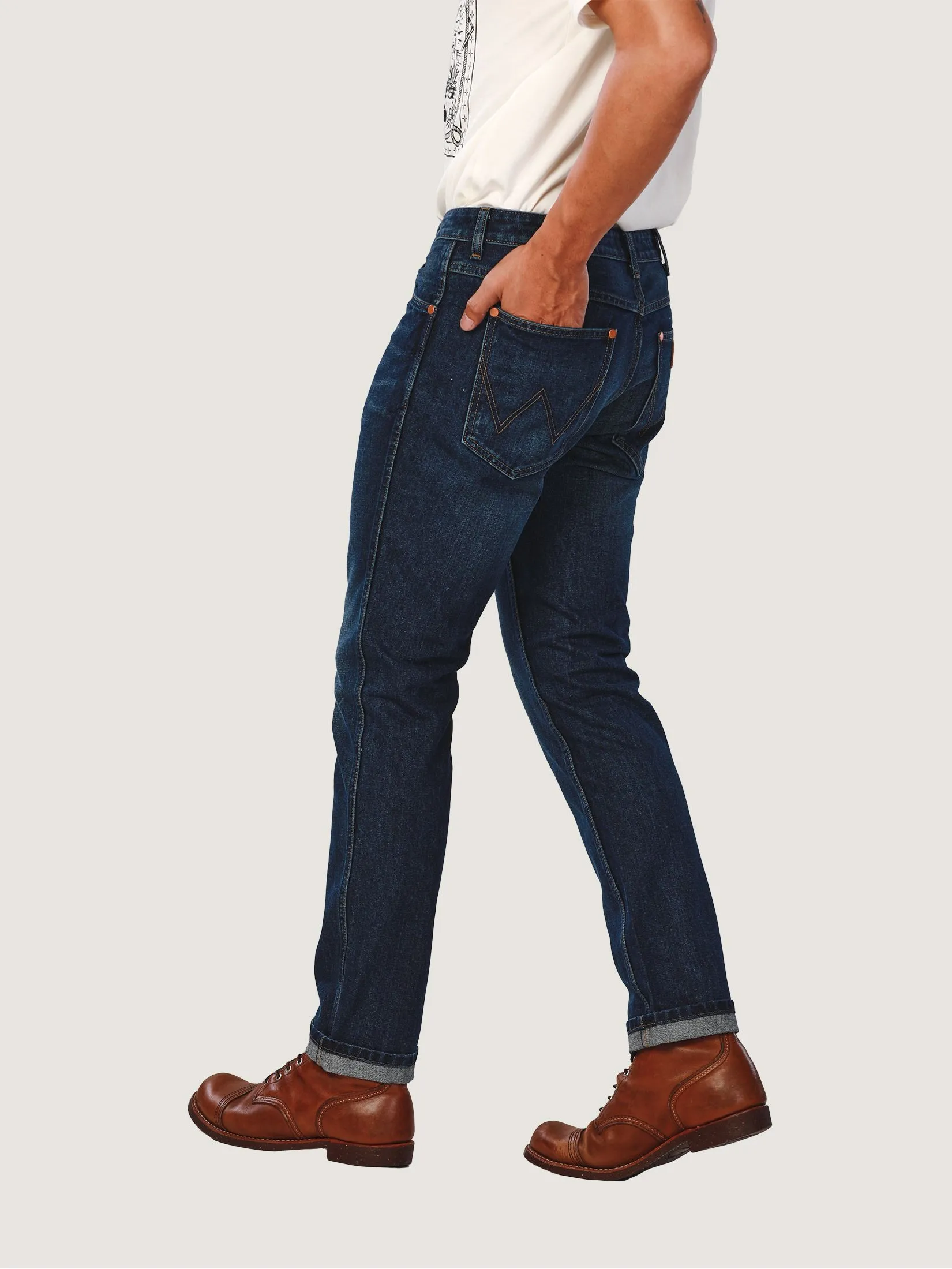 WRANGLER Men's Jeans Everyday with Wrangler Collection Mid Greensboro Fit Mid Indigo