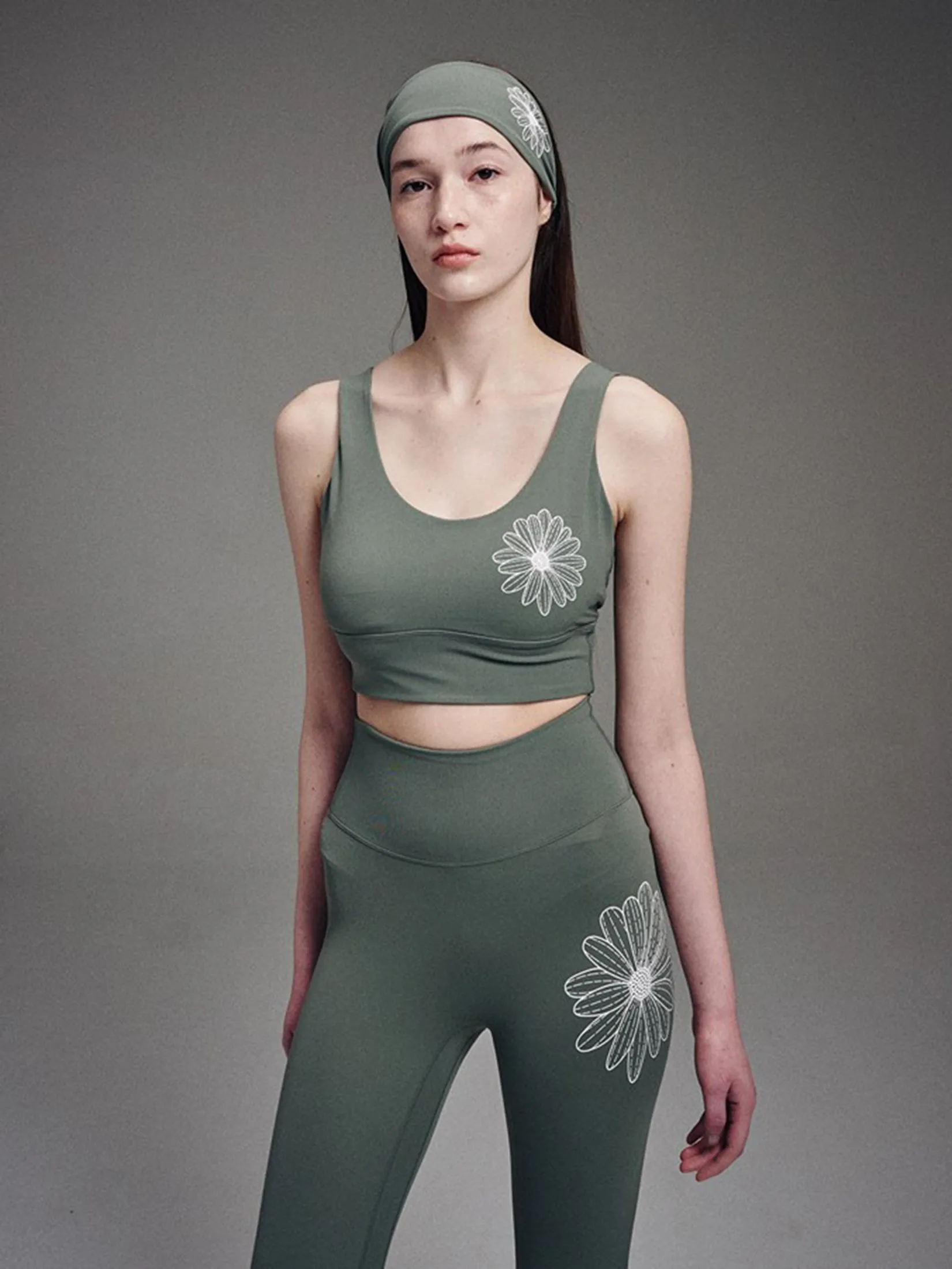 MARDI MERCREDI ACTIF Beurre Ultimate Comfort Basic Bra Theflower Khaki Ivory