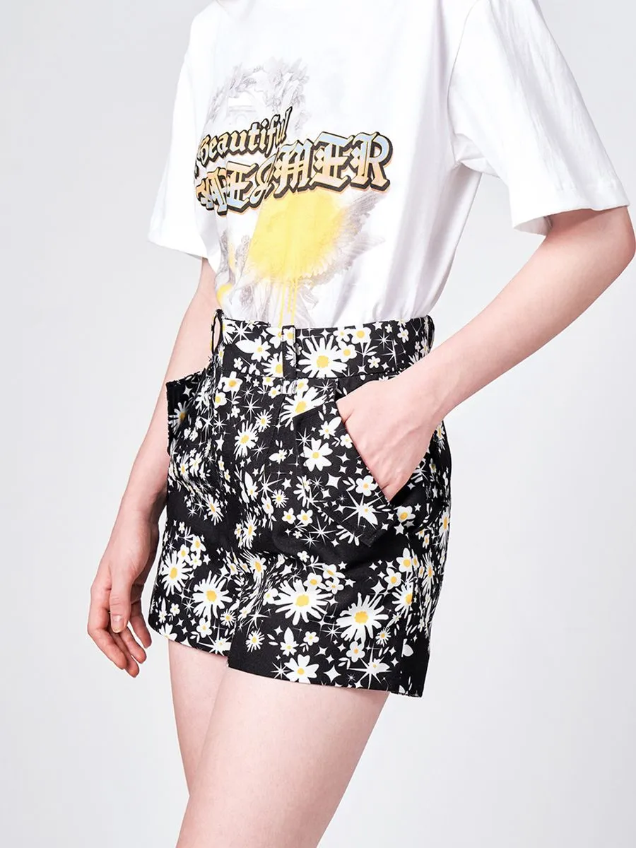 KLOSET (PF24) Women Daisy Print Shorts Black