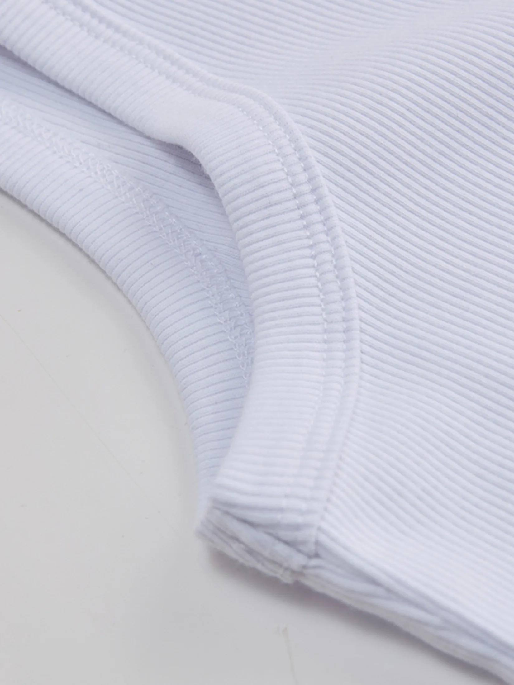 GIORDANO Men's Online Exclusive Slim Rib Tank Top (Korea) White