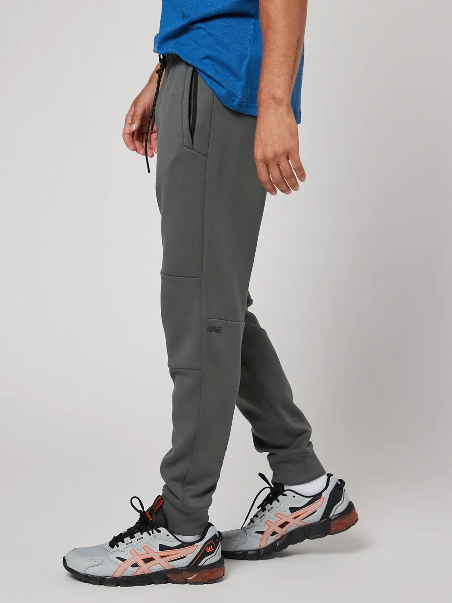 AMERICAN EAGLE MEN 4781 MANCHEGO ACTIVE JOGGER SOLID 040 STONE GRAY