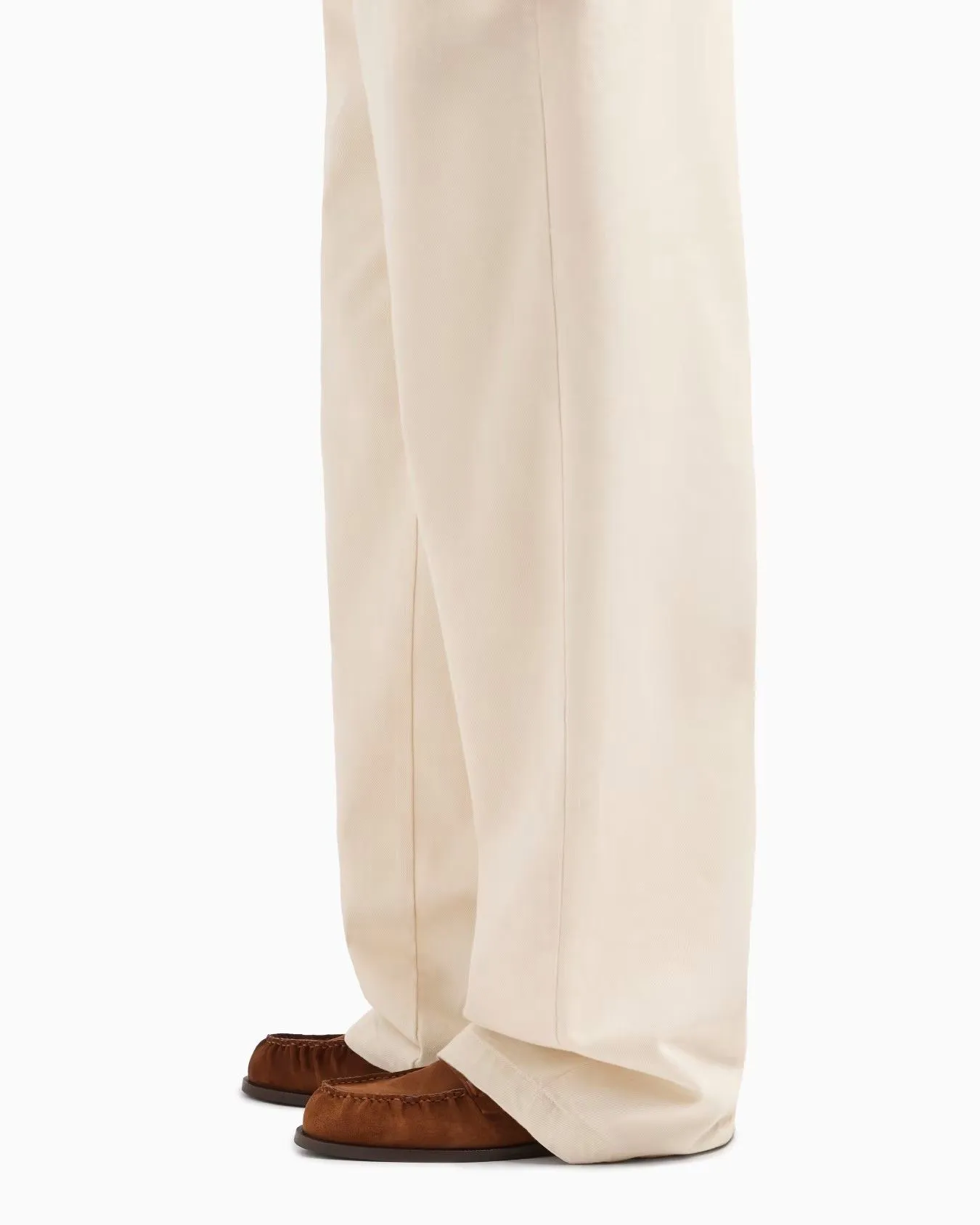 EMPORIO ARMANI Trousers Men EM001673-AF15210-U1109 Off-White