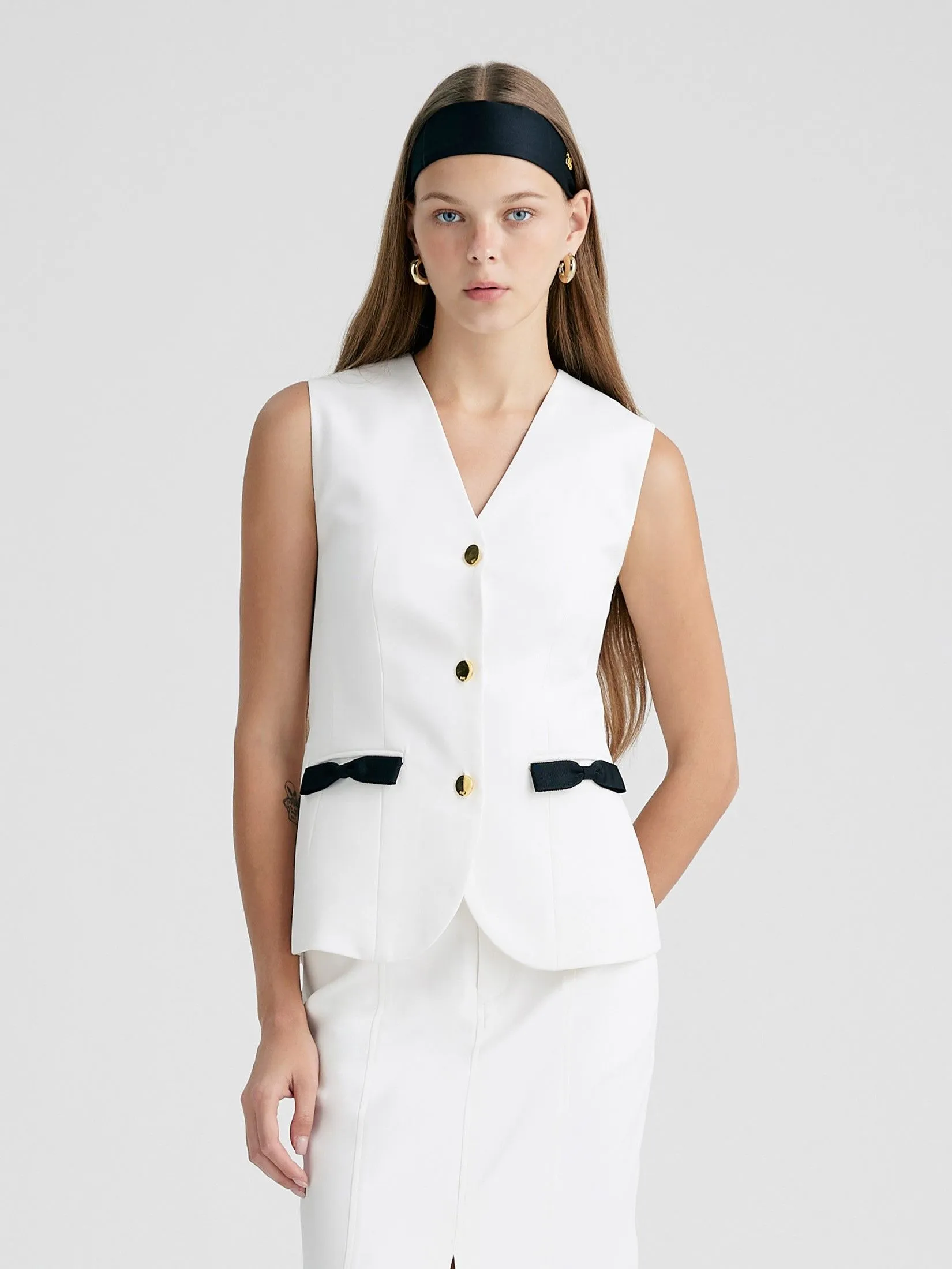 ASV (AW24)Ameena Women Vest White