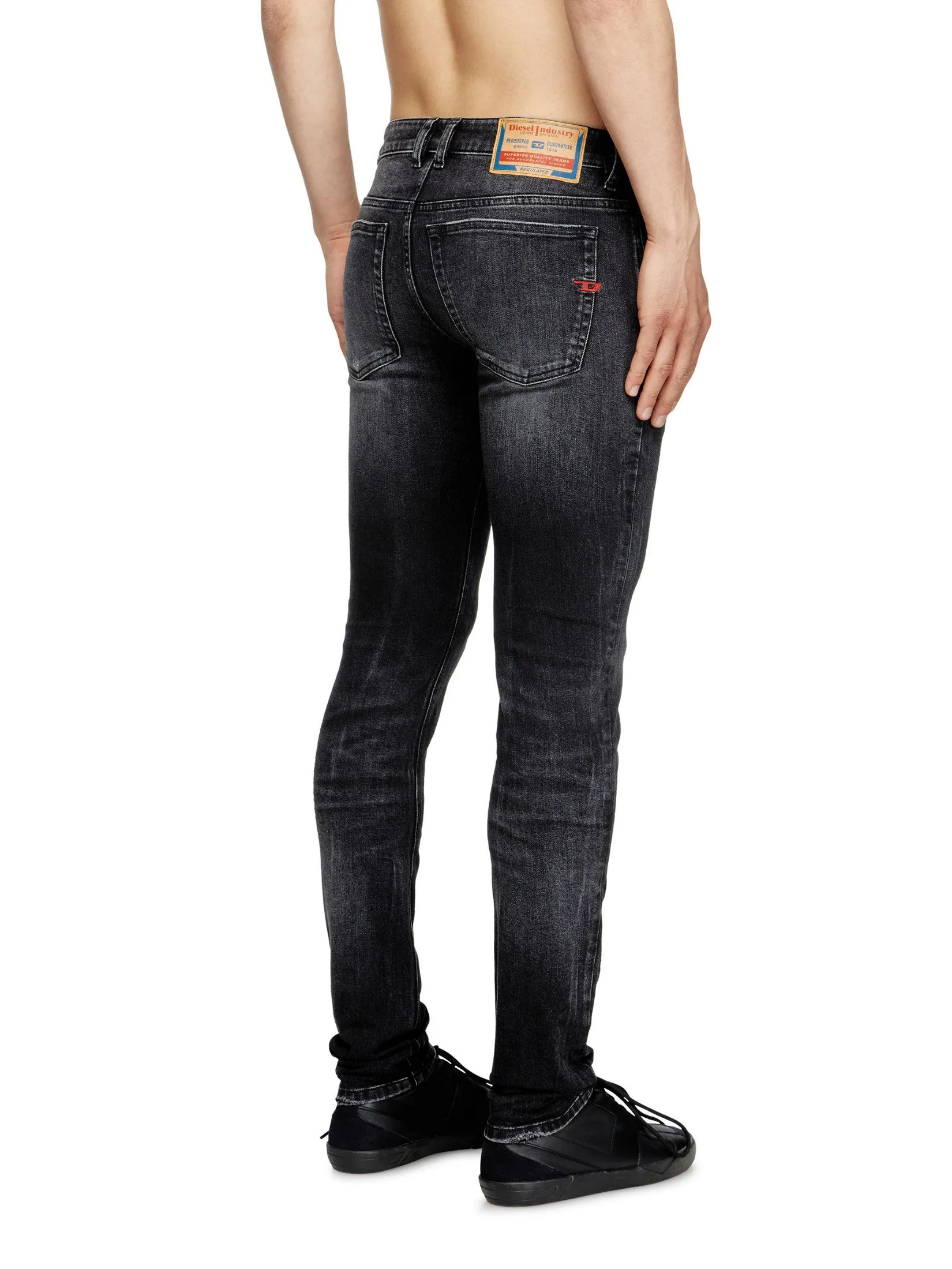 DIESEL Jeans Pants Men 1979 SLEENKER L.30 TROUSERS Black