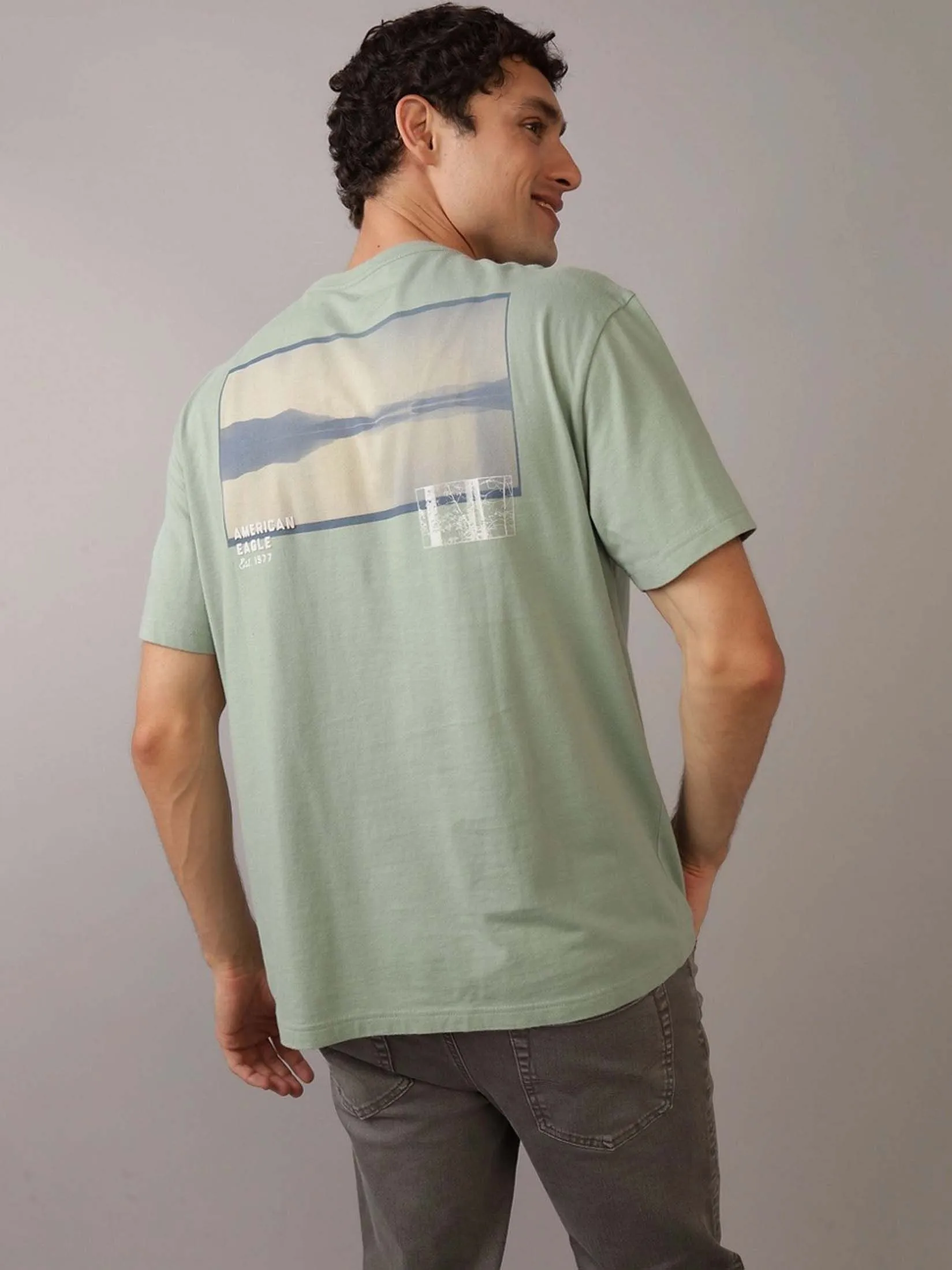 AMERICAN EAGLE MEN G SS BTS3 ELEV SET IN TEE- PC DYE + SERIOUSLY SOFT WASH 309 OLIVE