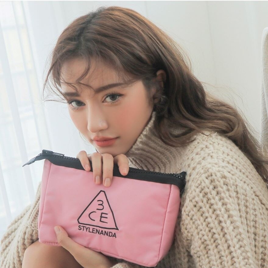 3CE Pouch Pink Rumour 1pcs.