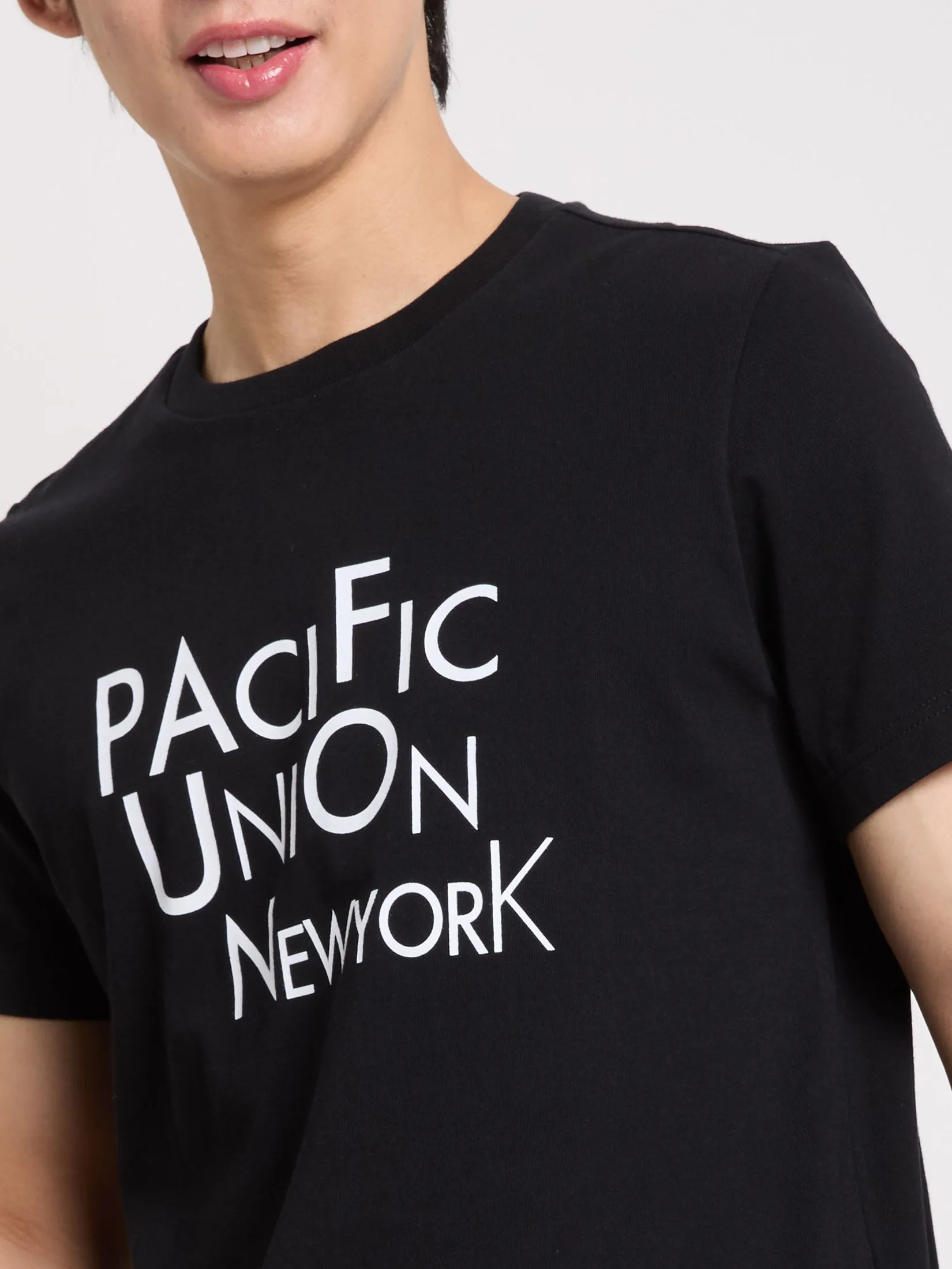 PACIFIC UNION Men T-Shirt Short Sleeves Logo Printed
