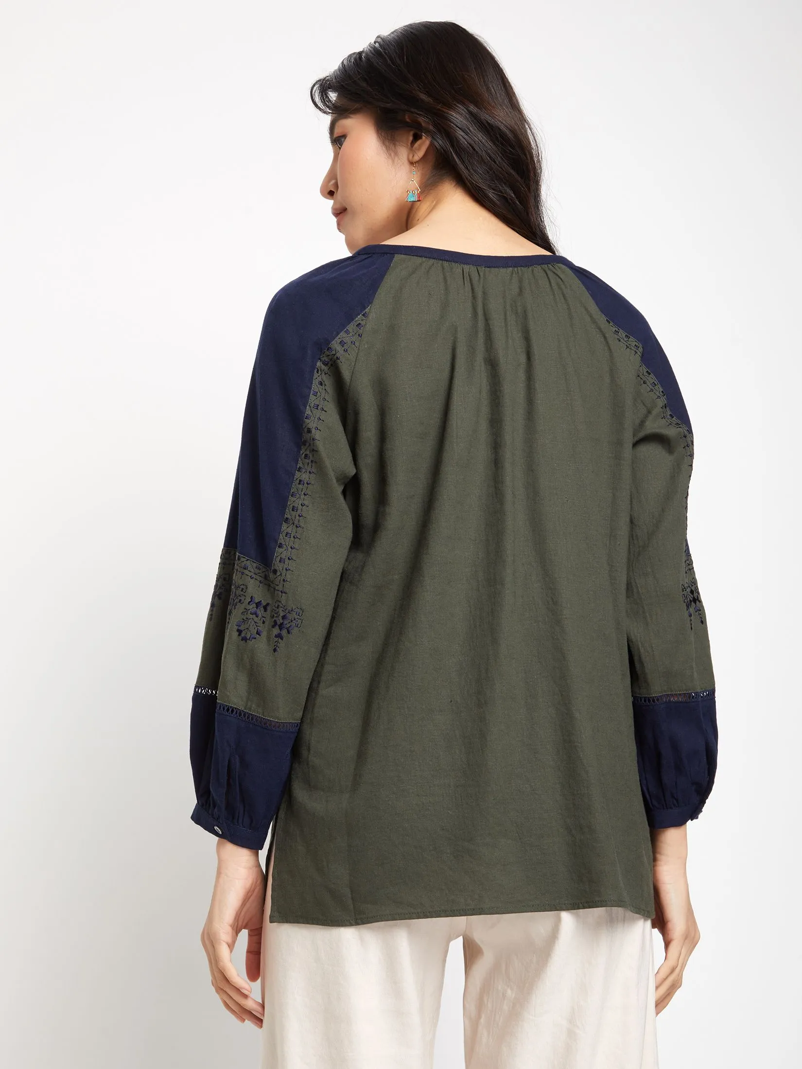 JOURNAL Women Blouse Long Sleeves Round Neck Print