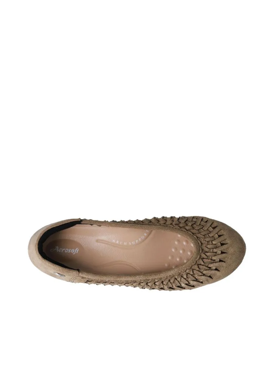 AEROSOFT Court Shoes CW3040 Beige