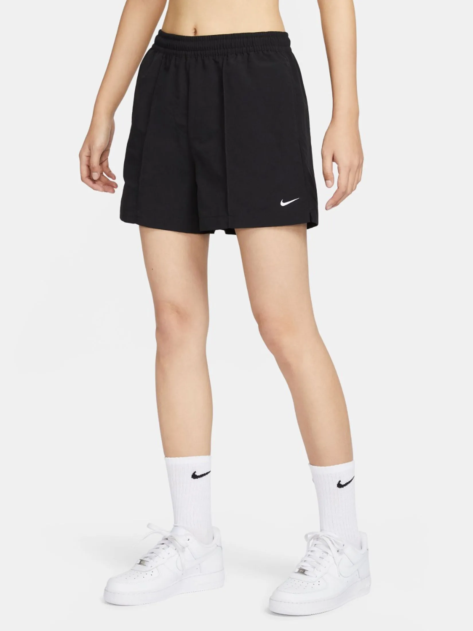 NIKE Women Shorts Sportswear Everything Wovens Mid-Rise 5" Black/White