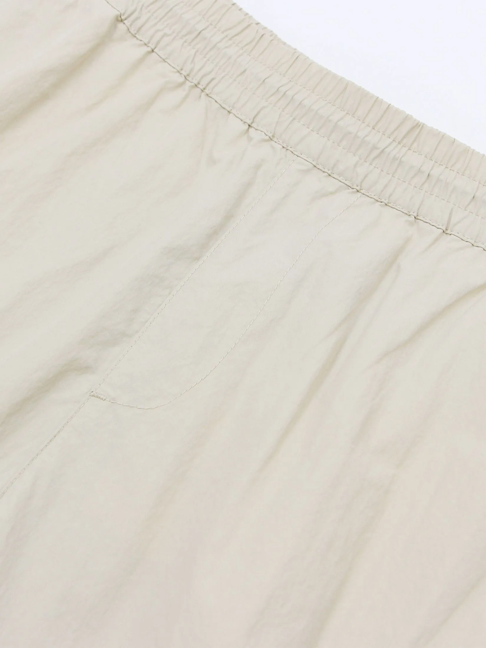 GIORDANO Men's Relax Cargo Shorts (Minions) Creamware khaki