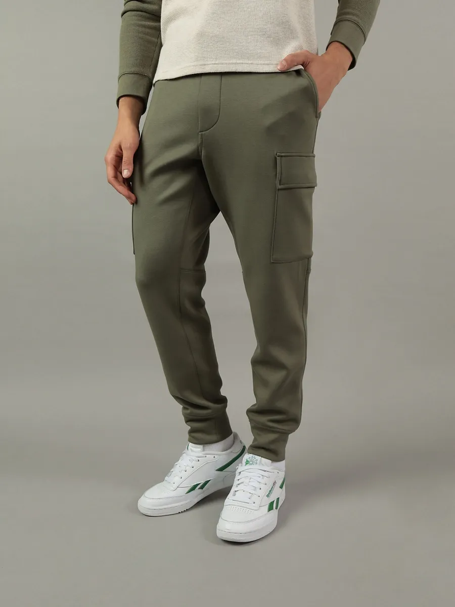 AMERICAN EAGLE MEN  MANCHEGO SOLID CARGO JOGGER 309 OLIVE
