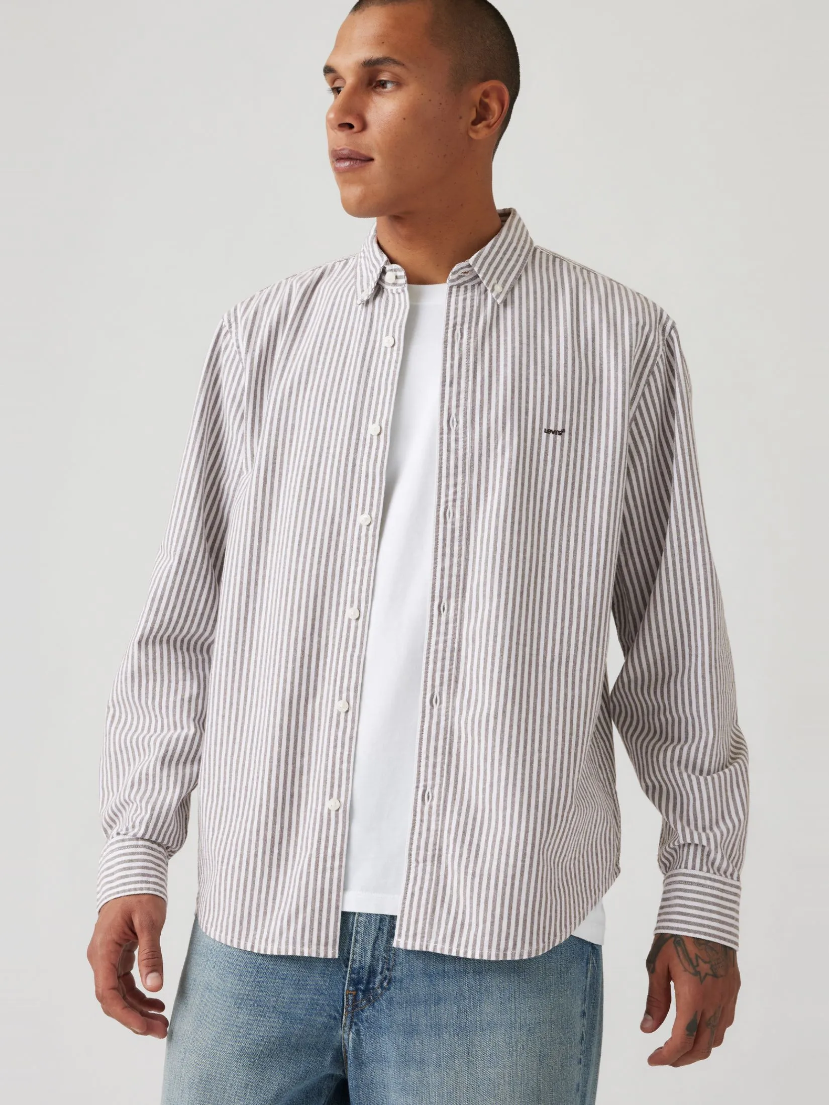 LEVI'S Men's Authentic Button-Down Shirt Brown