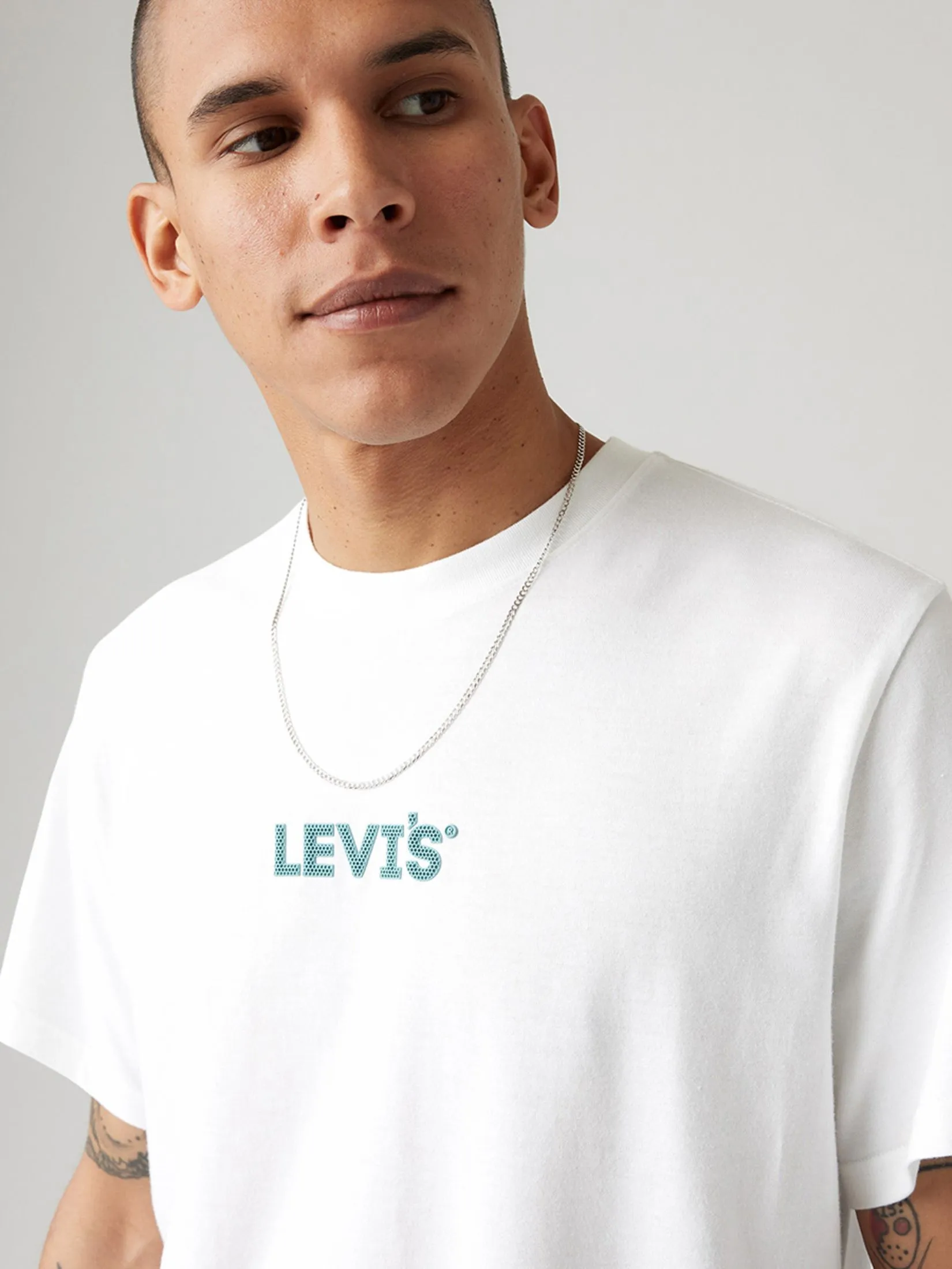 LEVI'S Men's Relaxed Fit Short-Sleeve Graphic T-Shirt White