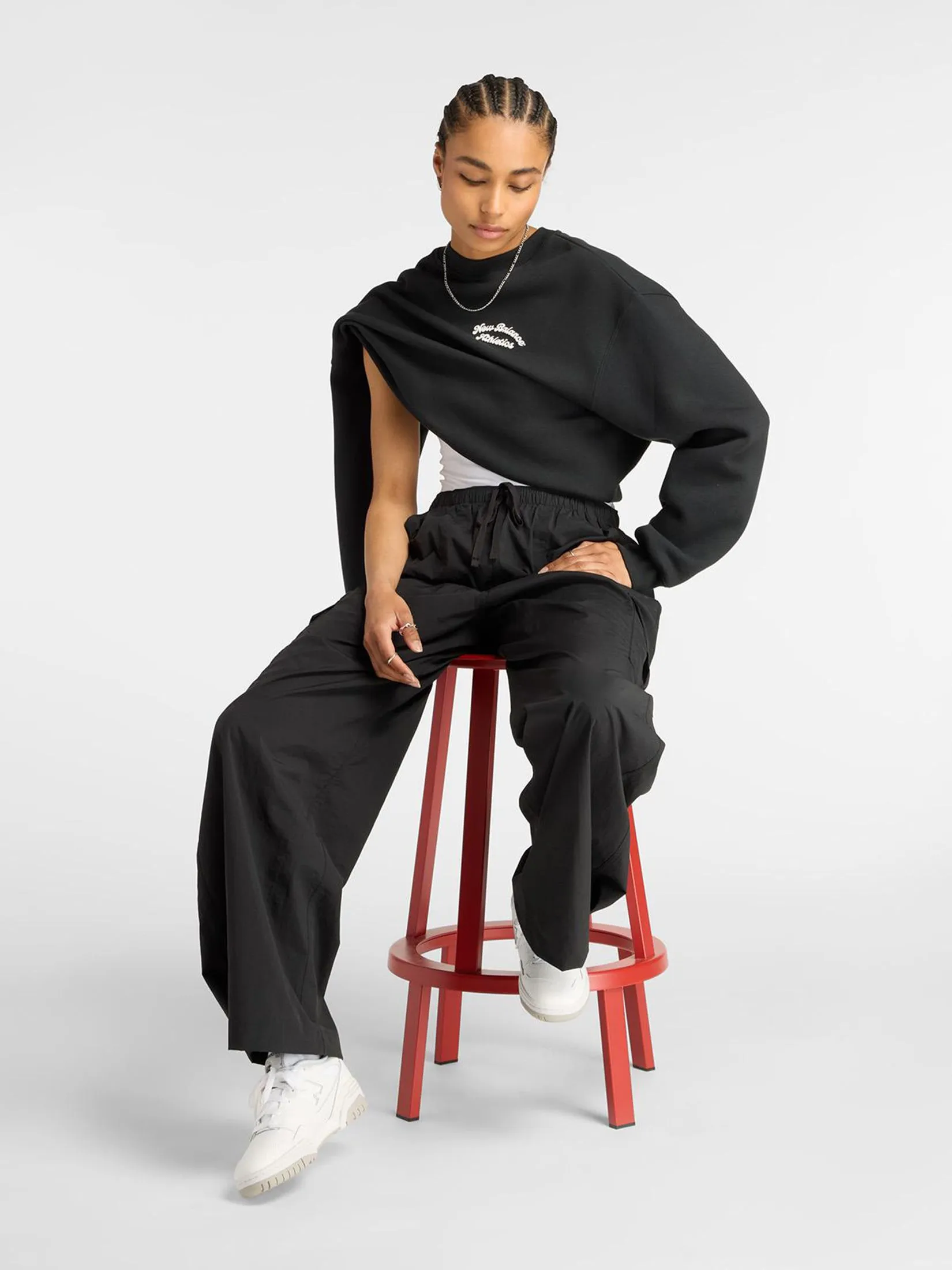 NEW BALANCE Women Cargo Pants Woven Black