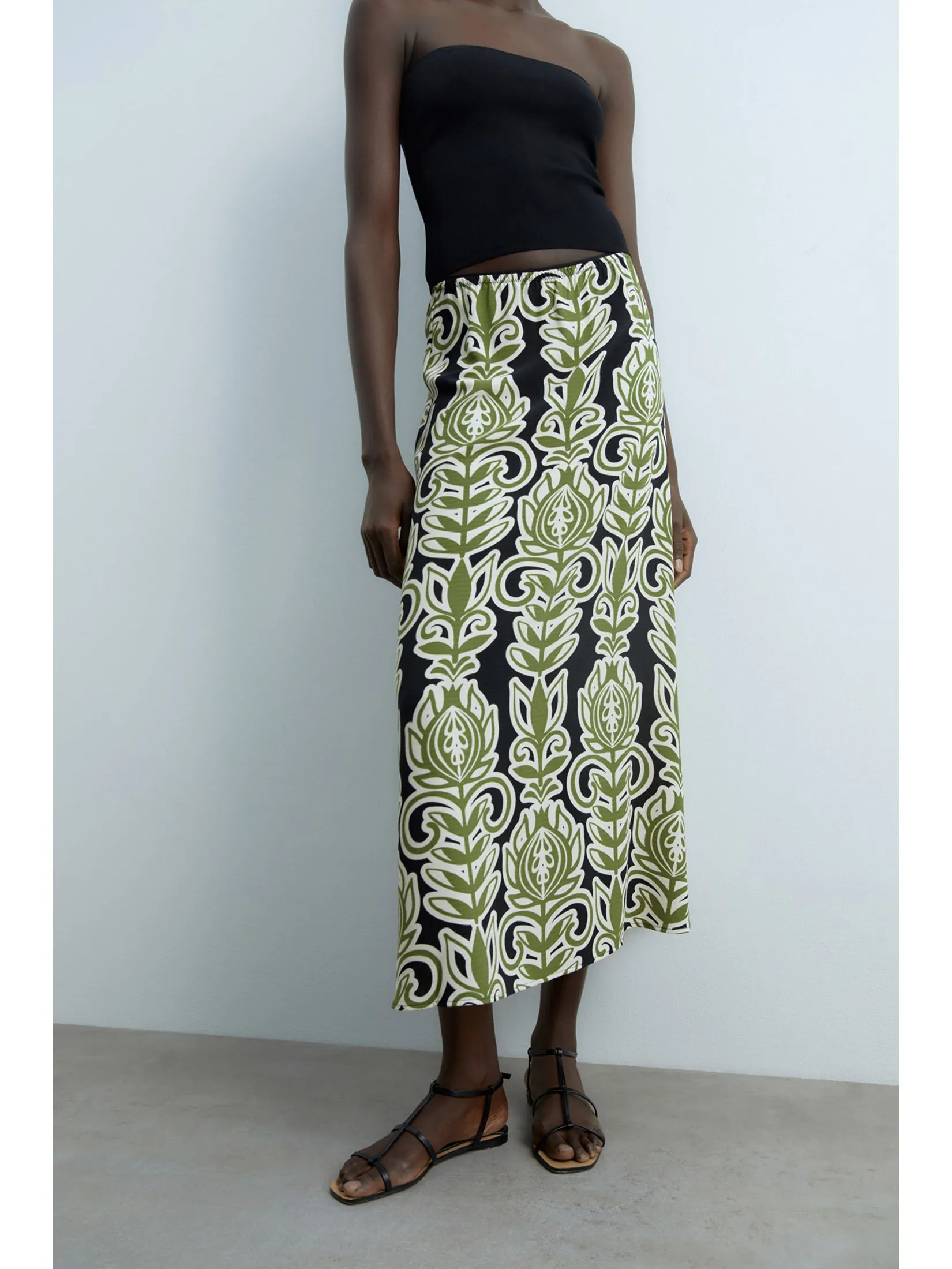 SFERA Women Skirt Printed Midi Green