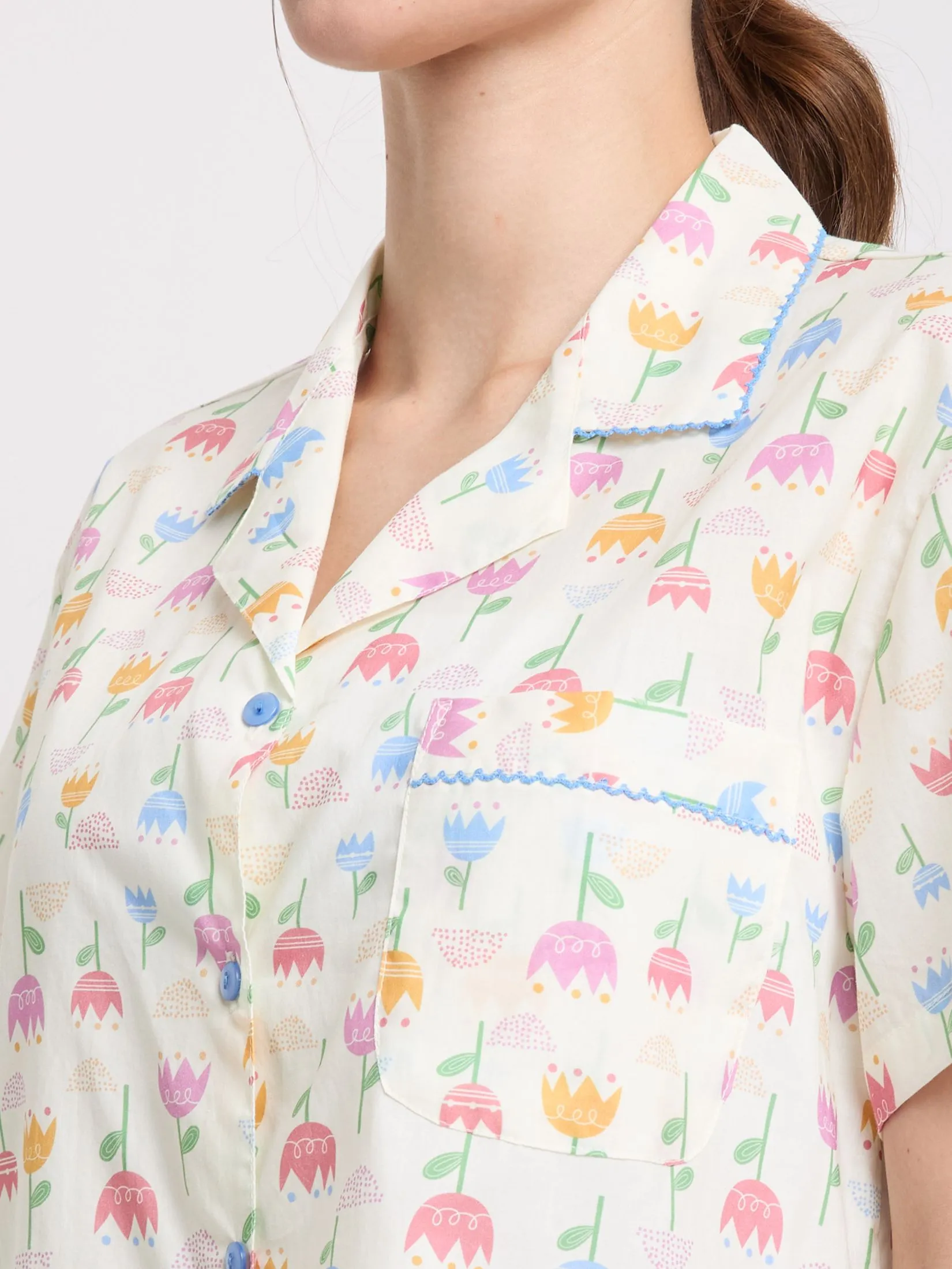 CLAUDIA'S ROMANCE Woman Pyjamas Hawaii Shirt Short Sleeves + Cropped Pants Floral Print Yellow