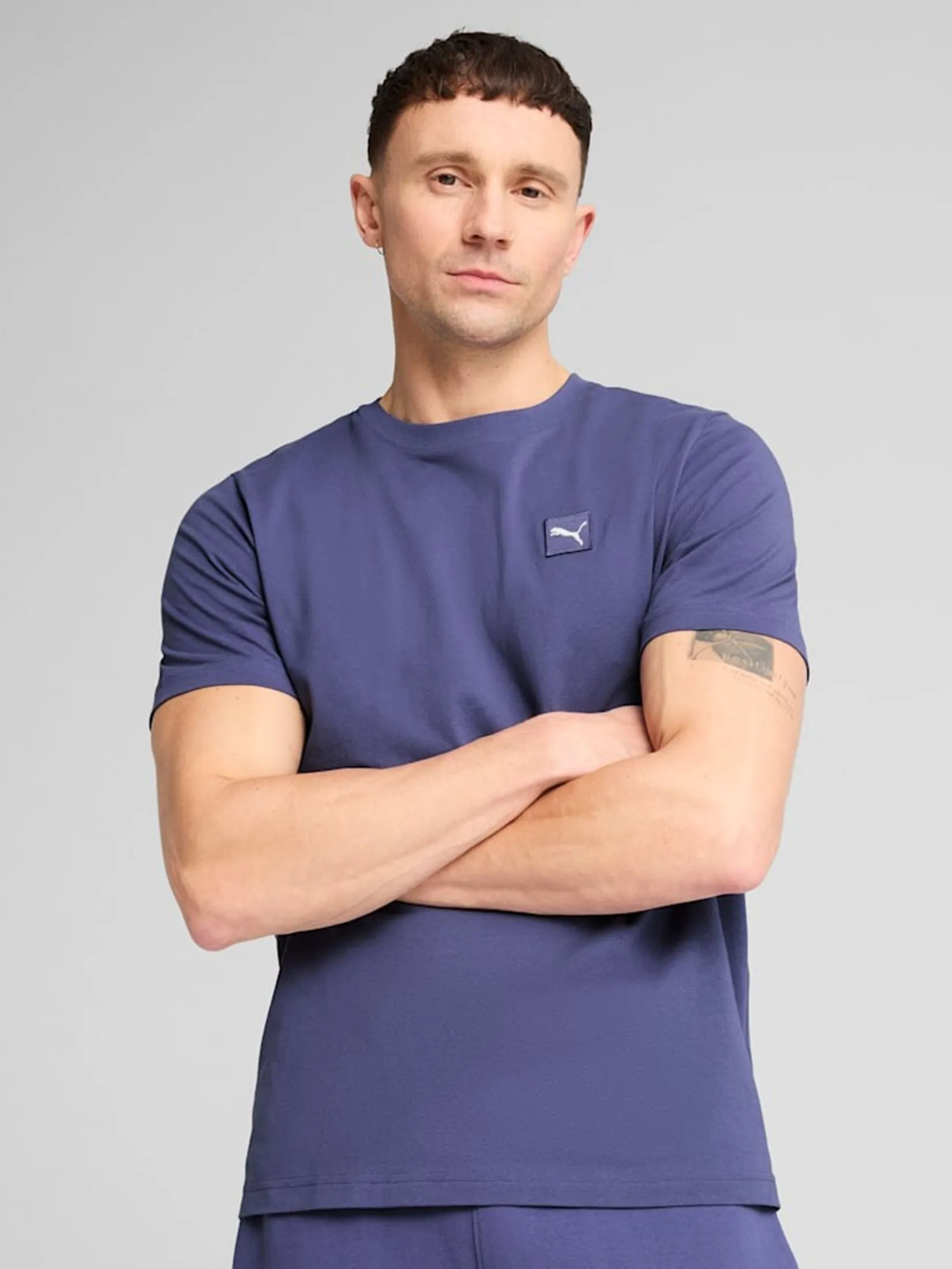 PUMA Men T-Shirt Essentials Elevated