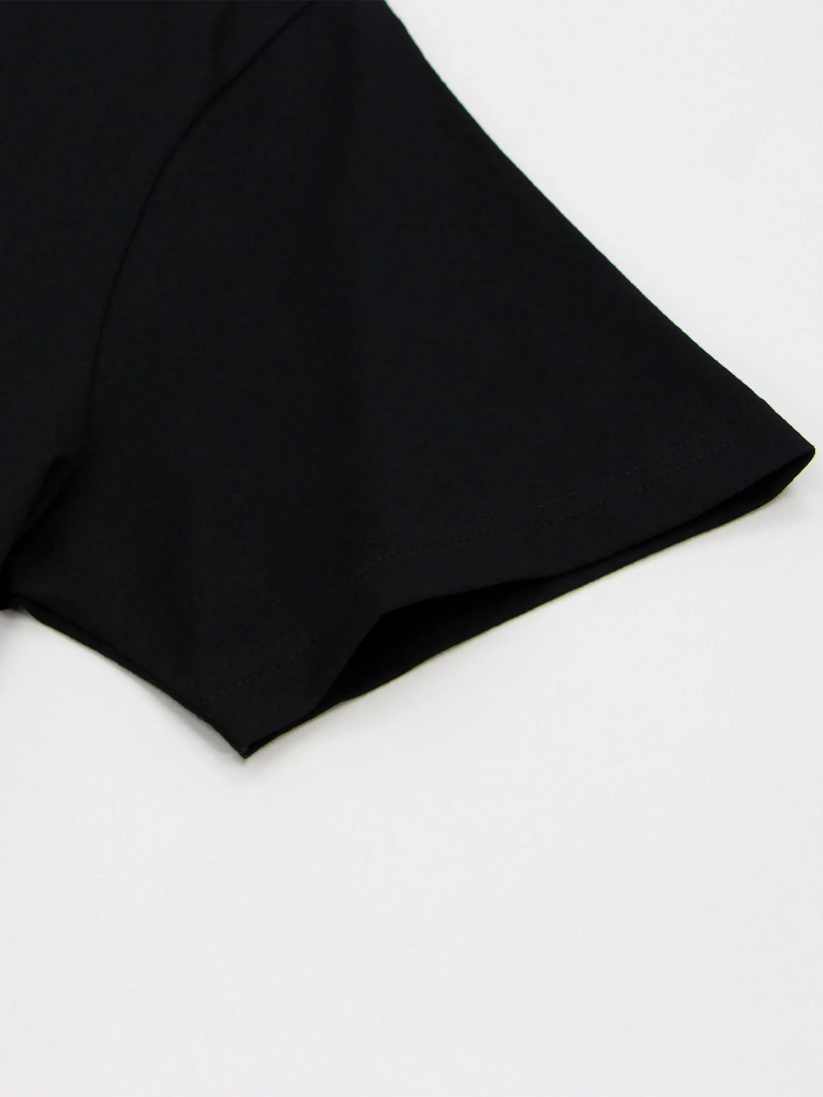 GIORDANO Men's Slim Cotton Embroidery Tee (Classic Man) Black