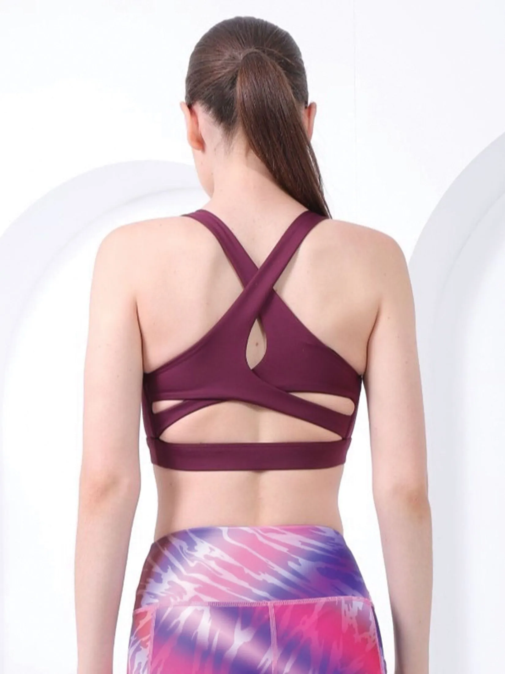 VANESSE Red CROSS STRAP SPORT BRA (029068)