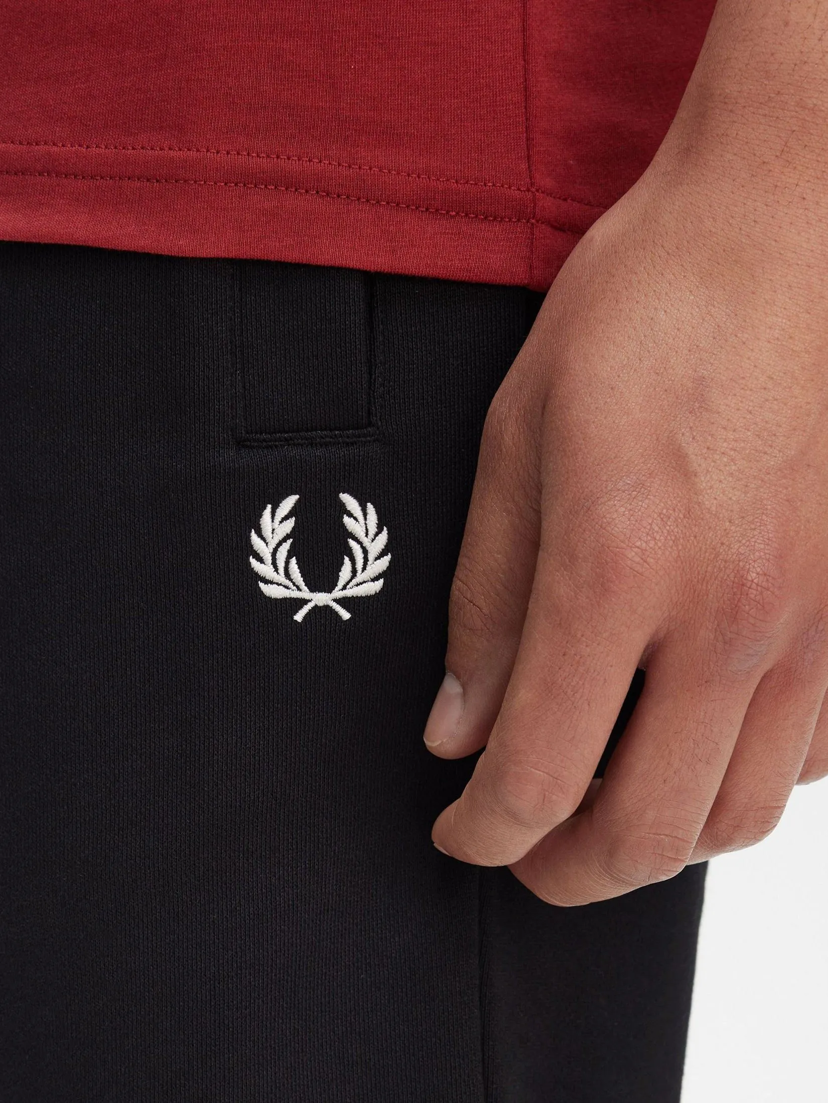 FRED PERRY Men CLASSIC SWEAT SHORT  Black