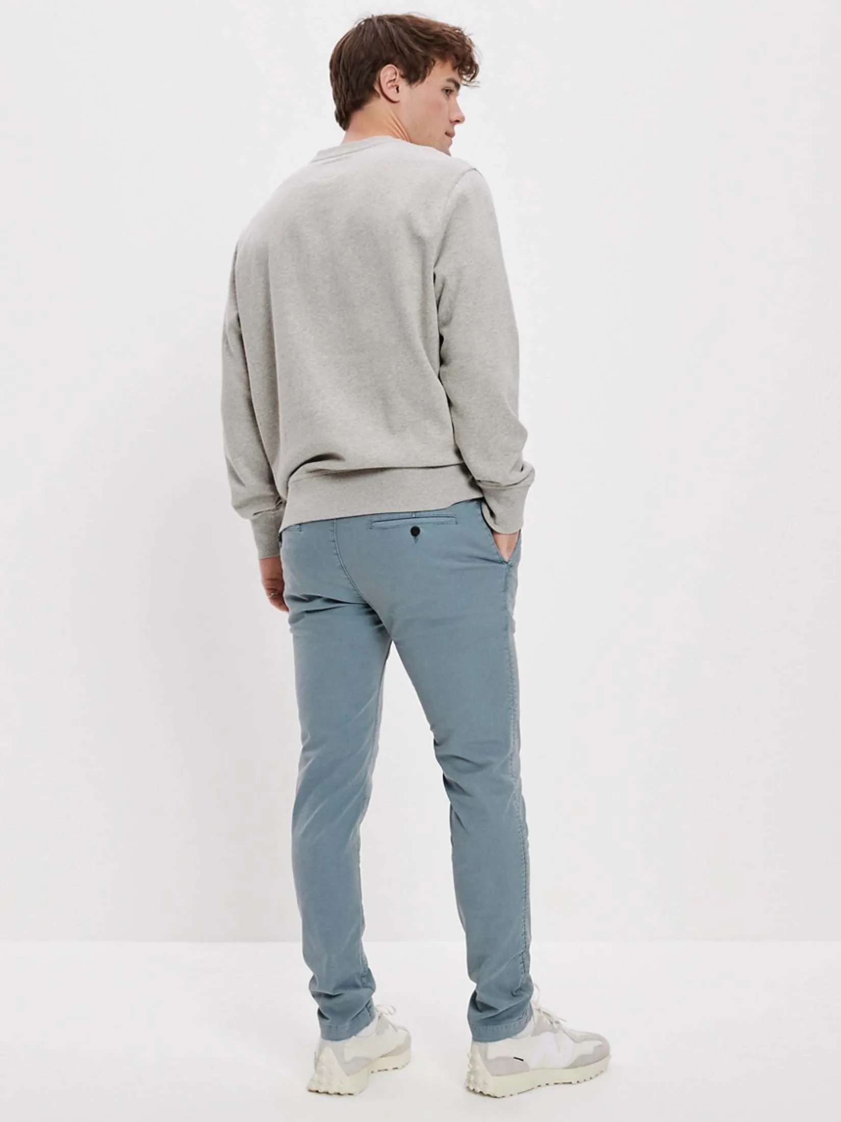 AMERICAN EAGLE MEN 4720 ATHLETIC SKINNY LIVED IN KHAKI 401 LIGHT BLUE