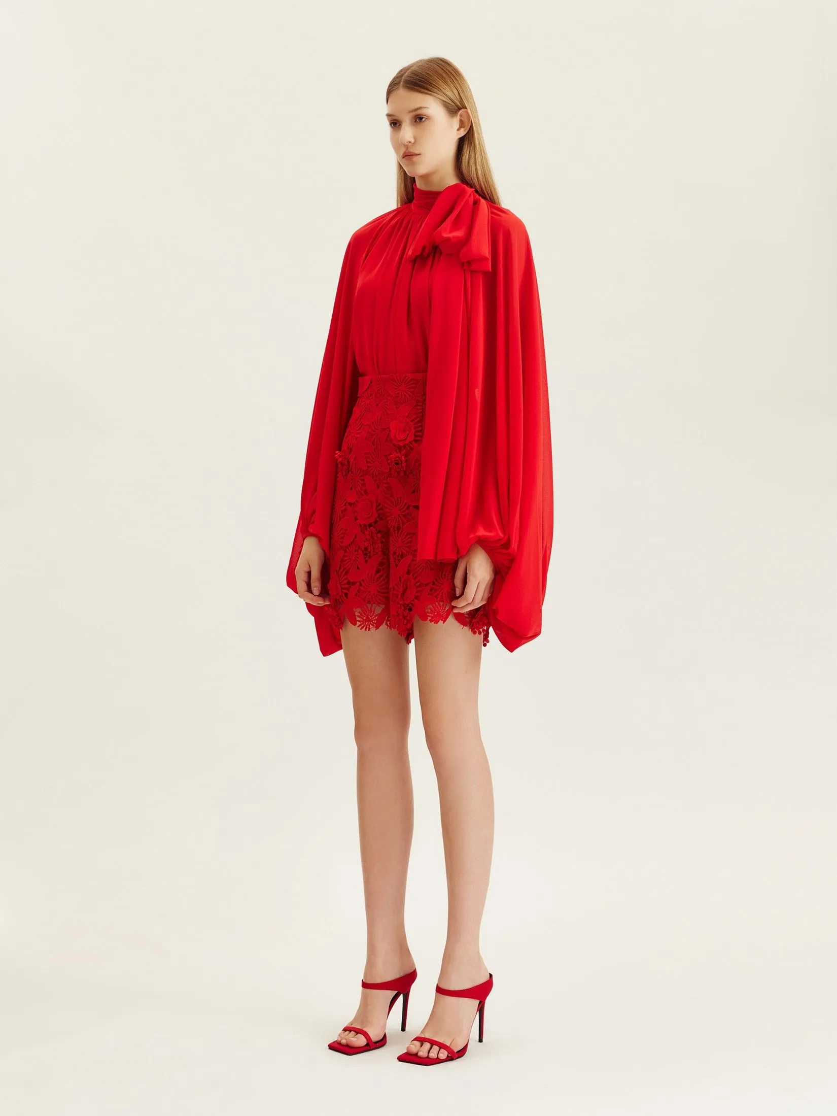 ASAVA ( AW24 )Daniella Floral-lace Women Shorts Red