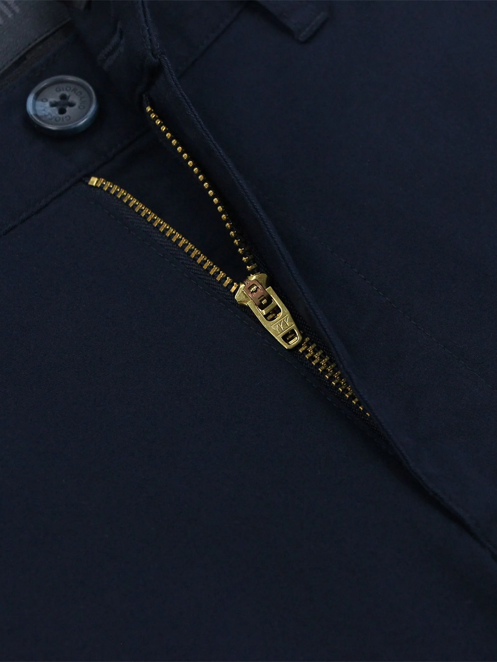 GIORDANO Men's Skinny Taper Khaki Pants (180° Elastic Waist)  Navy