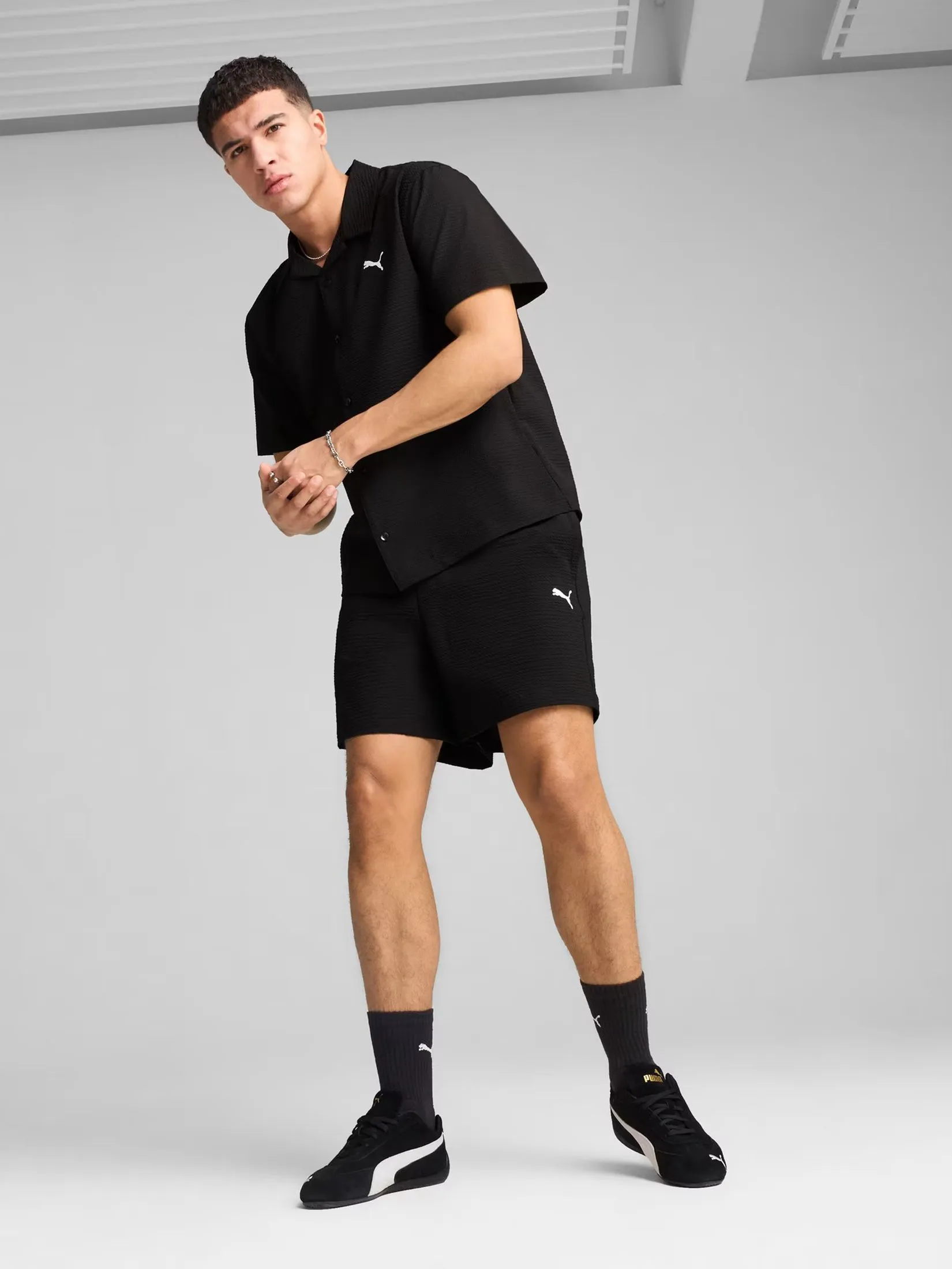 PUMA Men Shorts 6" Wardrobe Essentials Seersucker Relaxed Shorts PUMA Black