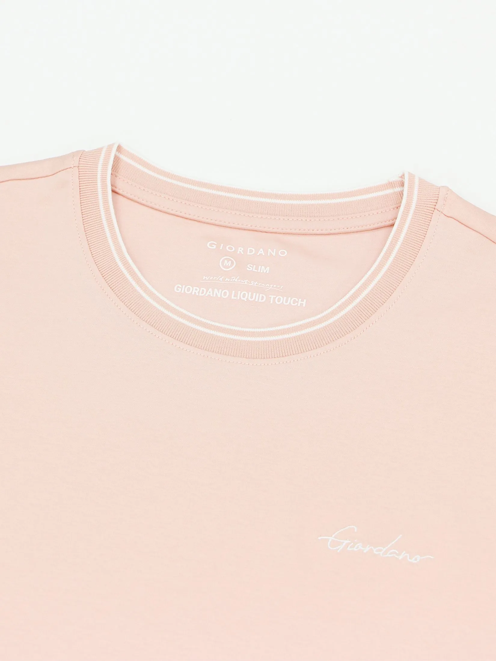 GIORDANO Men's Slim Interlock Signature Tee (Liquid Touch) Evening sand pink