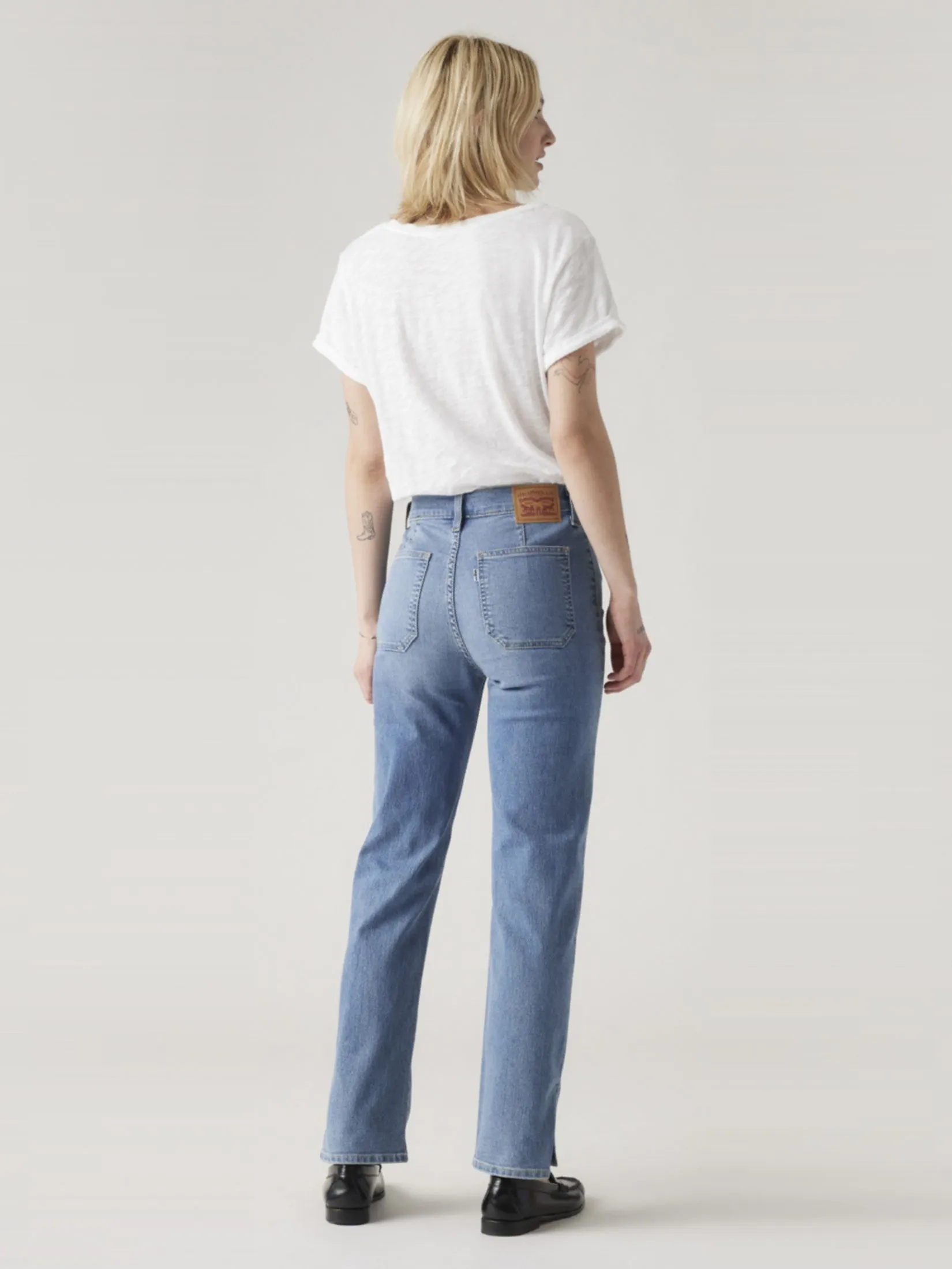 LEVI'S Women's Tailored 724 Straight Jeans Light Blue