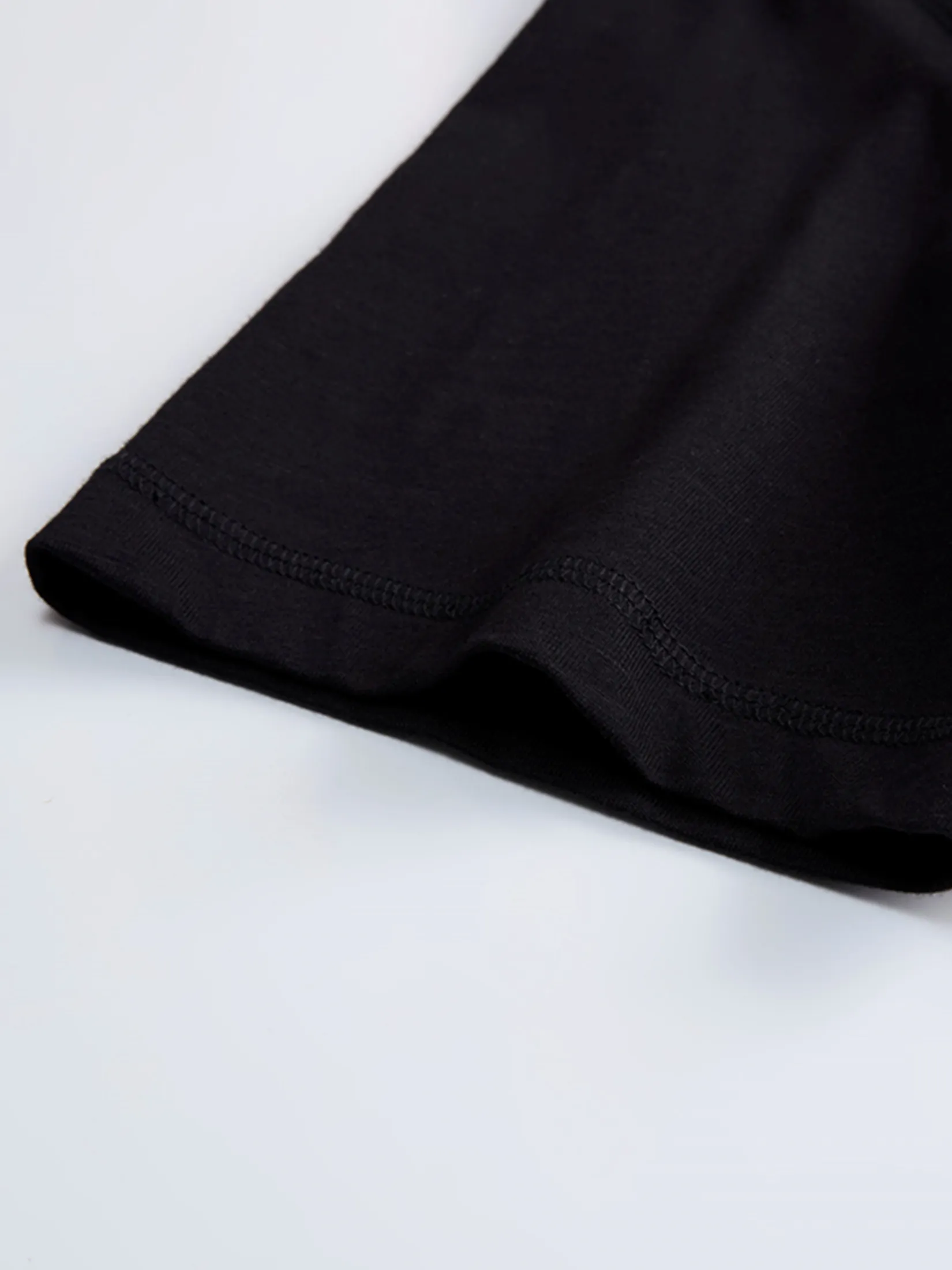 GIORDANO Men s Online Exclusive Cotton Blend Henley T-shirt (Korea) Black
