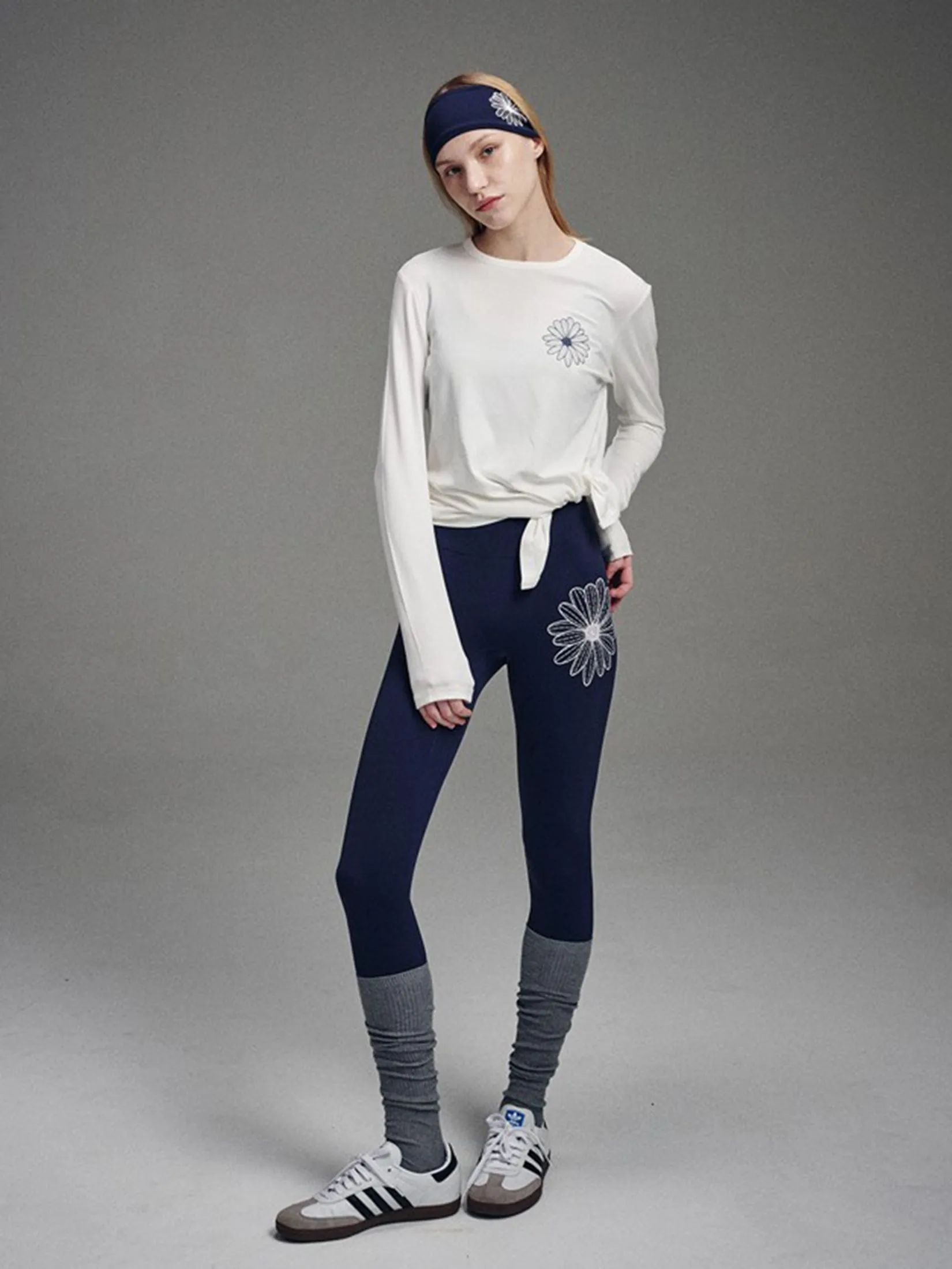 MARDI MERCREDI ACTIF Airlift Side Slit Top Theflower Ivory Navy F