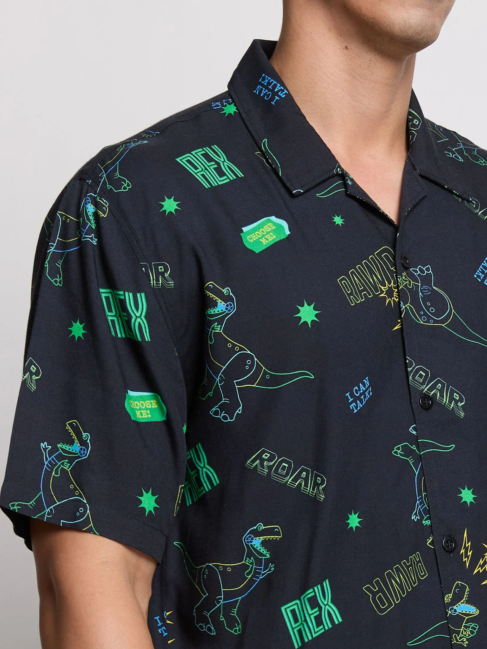 PACIFIC UNION Men Shirt Oversize Toy Story Graphic Printed Black