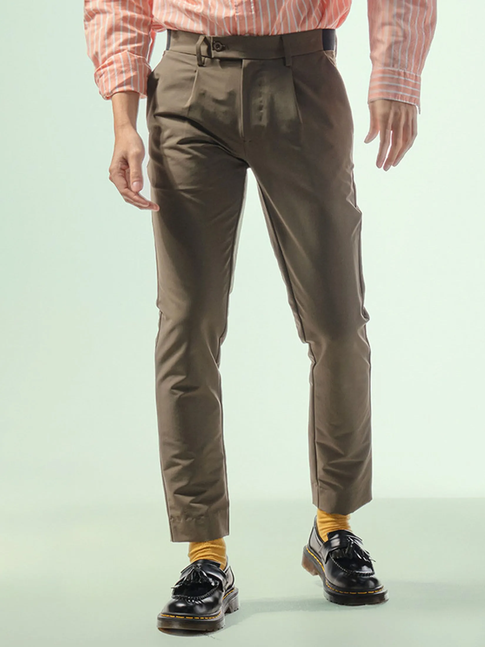 ERA-WON Men's  Cropped Skinny pants Golf fabric  Olive