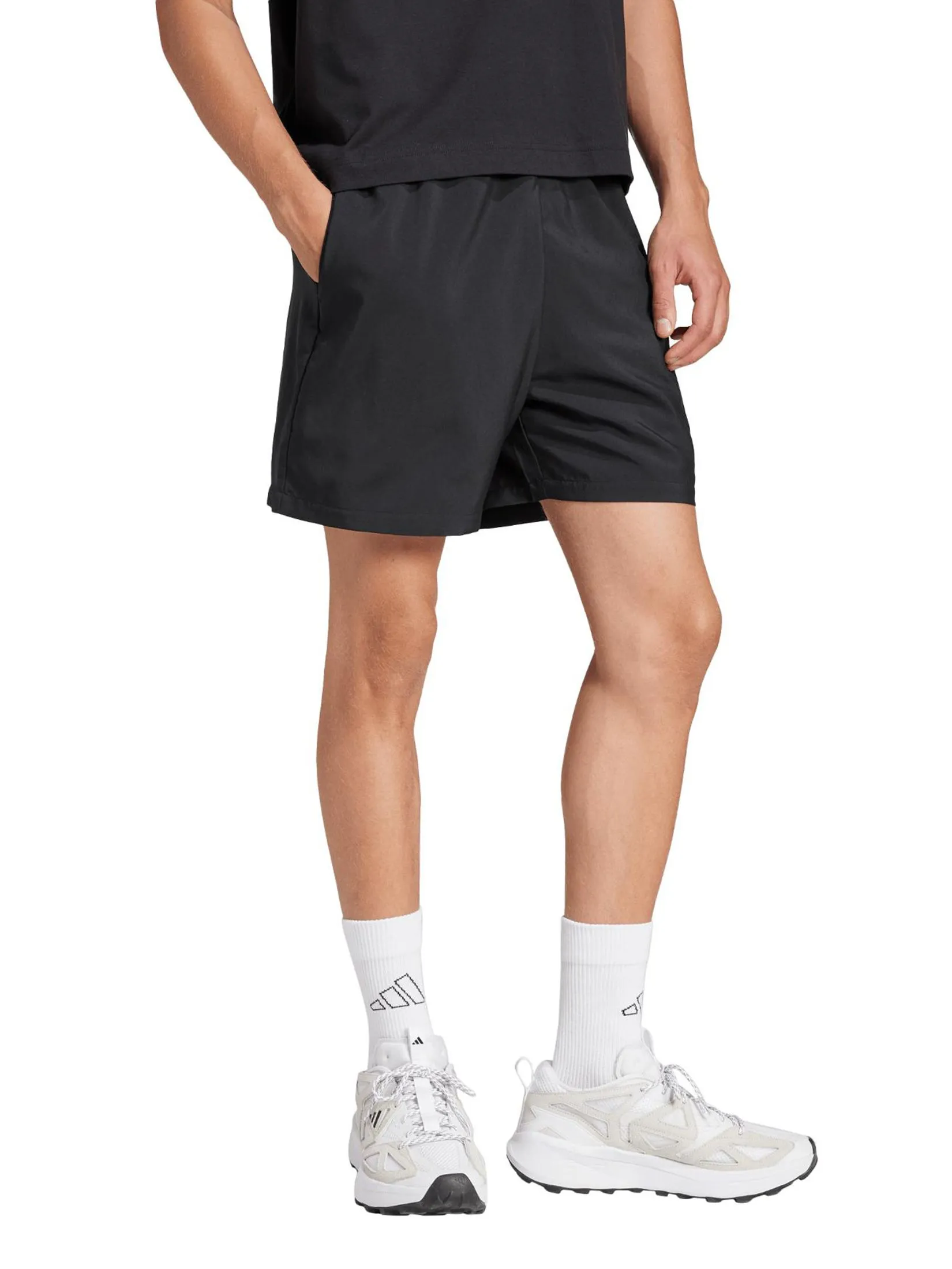 ADIDAS Men Shorts Essentials Small Logo Cargo Chelsea JF3530 Black / White
