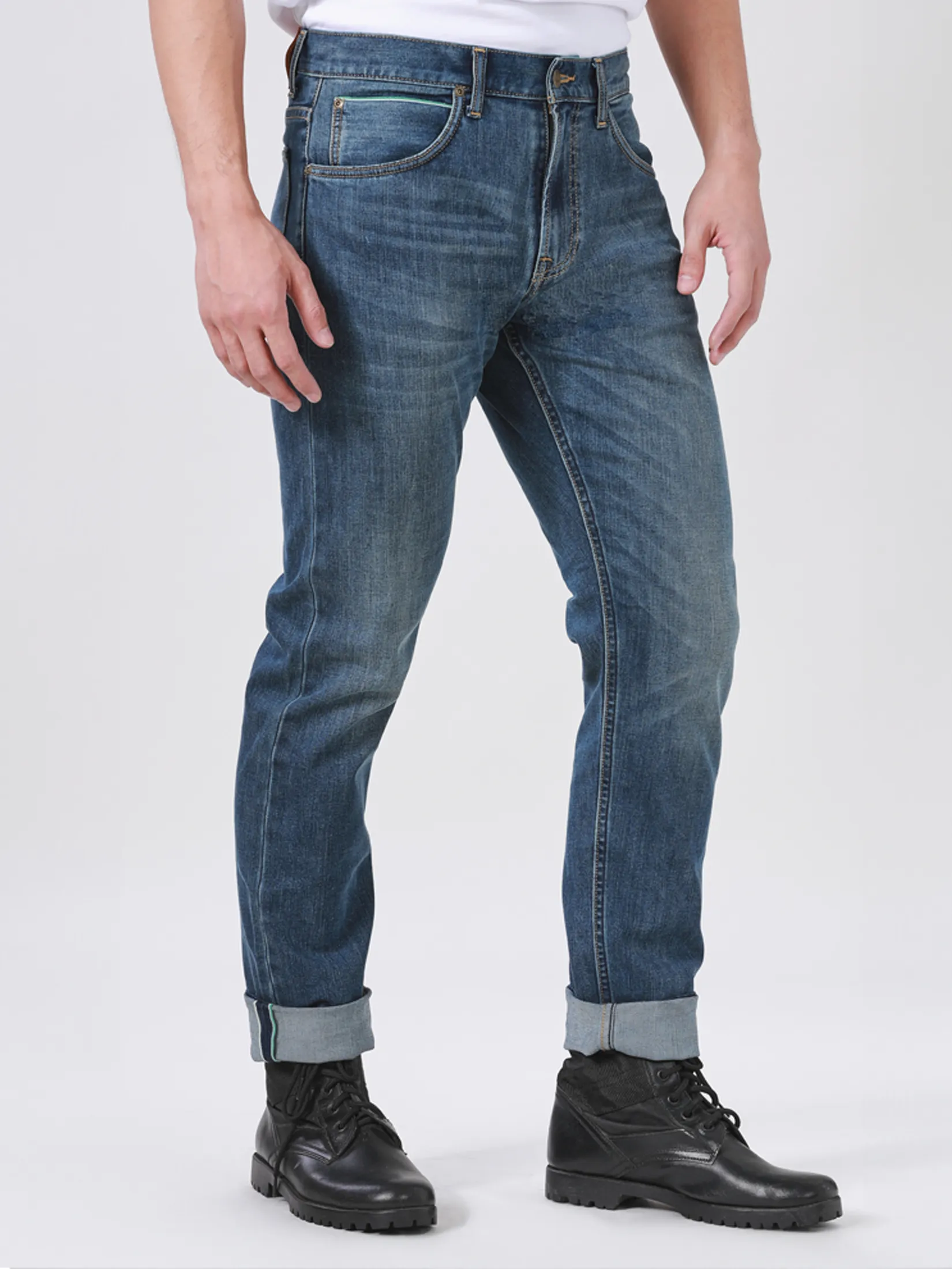 LEE Men s Jeans (Green Selvedge) Lee Riders Collection Mid Eddie Fit Mid Indigo