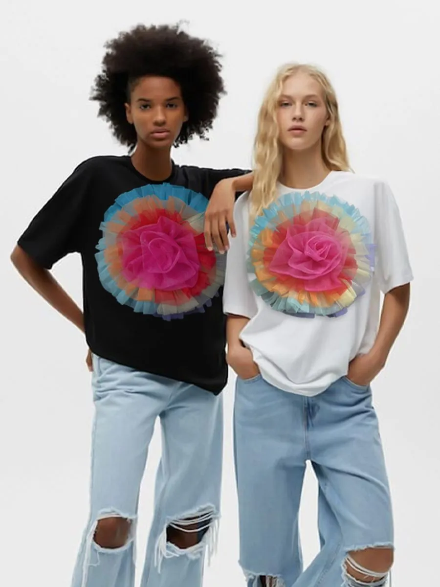 ICONIC BLACK BIG RAINBOW ROSE T-SHIRT