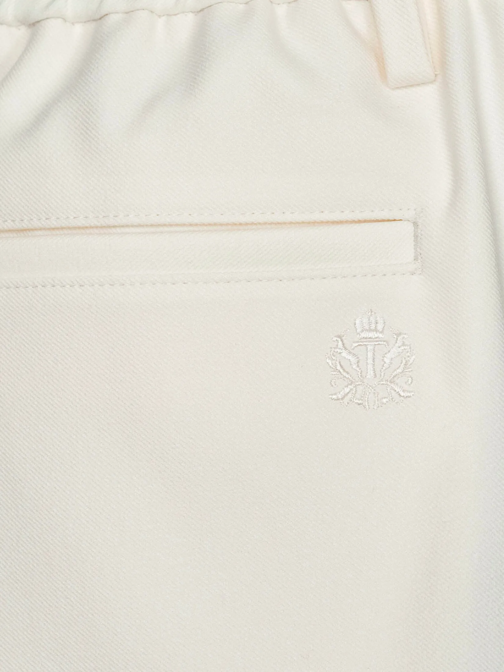 TAKEO KIKUCHI MEN WHITE LIGHT FAUX DENIM CARGO SHORTS PANTS