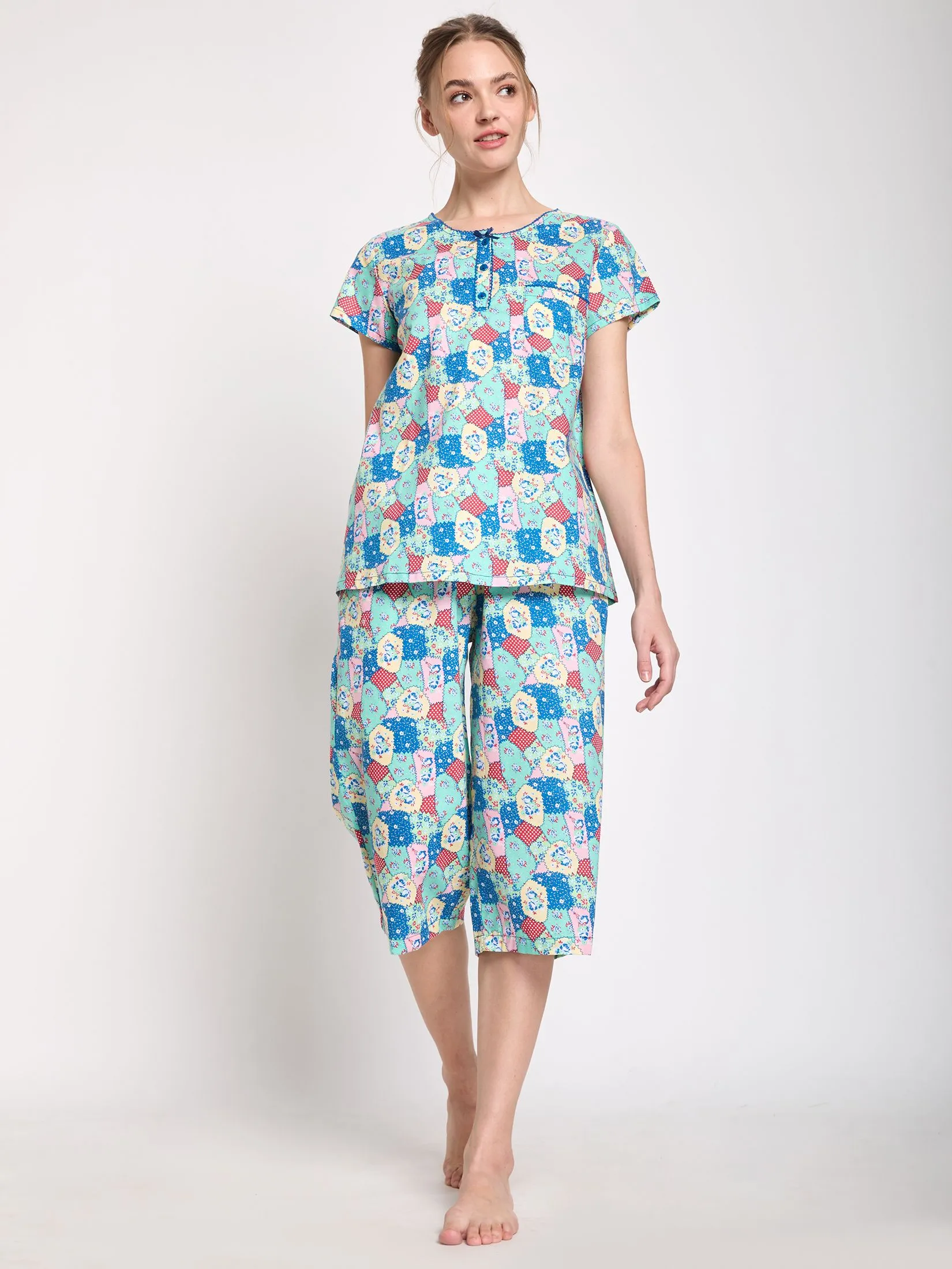 CLAUDIA'S ROMANCE Women Pyjamas Set Top Crew Neck Short Sleeves + Cropped Pants Light Blue