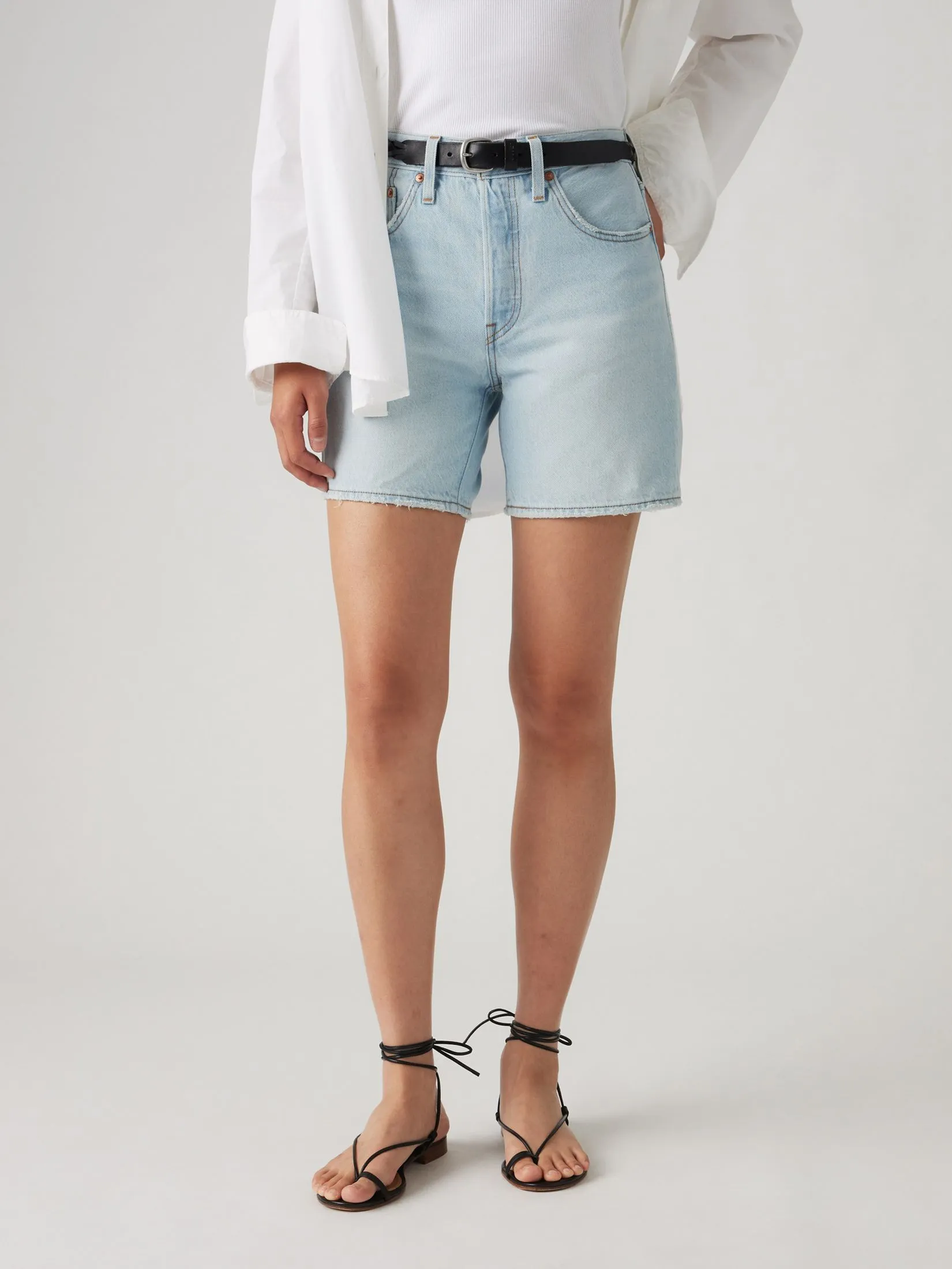 LEVI'S Women's 501 Original Mid-Thigh Shorts Light Blue